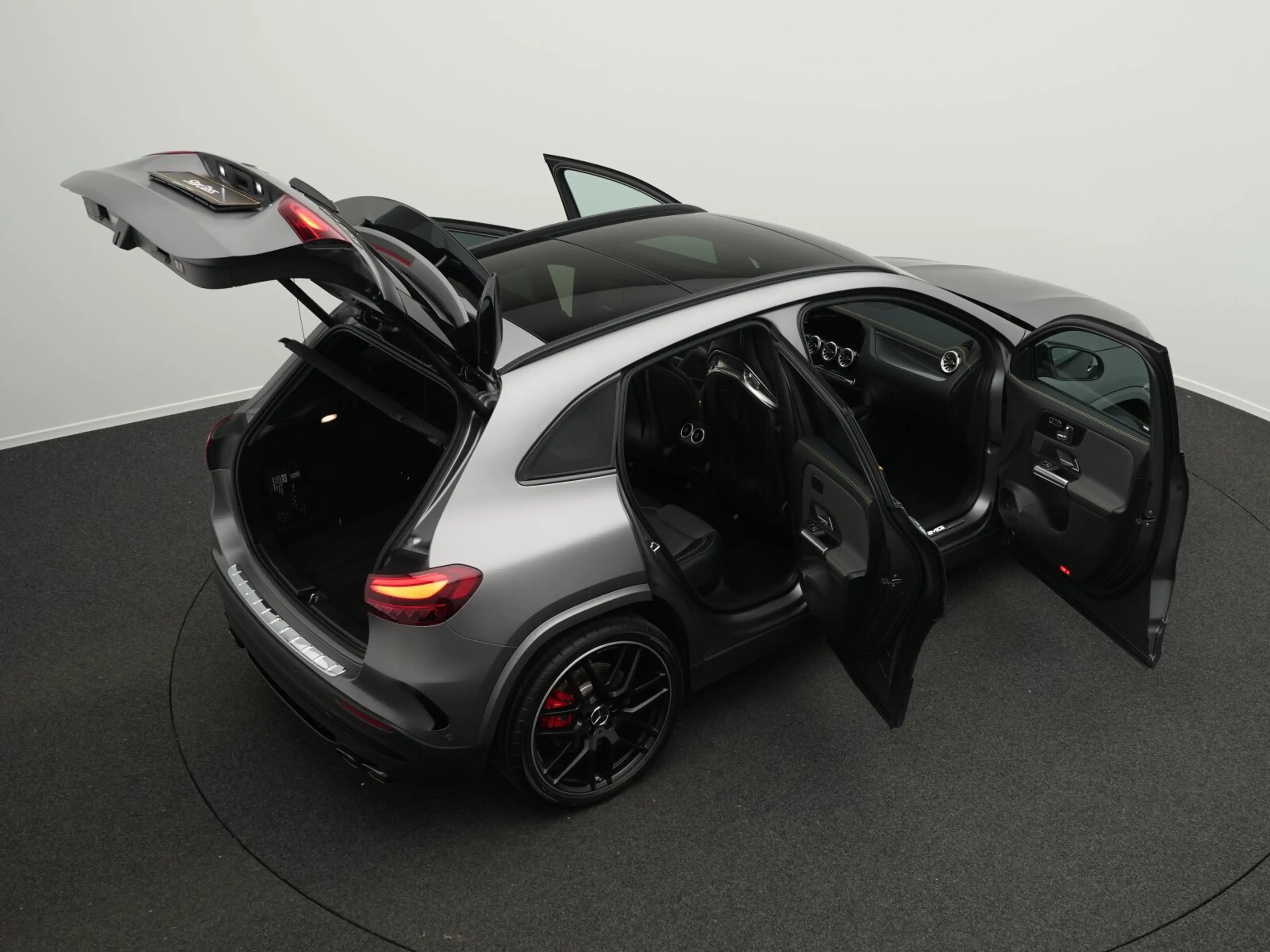 Mercedes-Benz GLA 45 AMG GLA 45 AMG S 4MATIC+ Multi+Pano+Night+Totw+Burm BC — photo 13