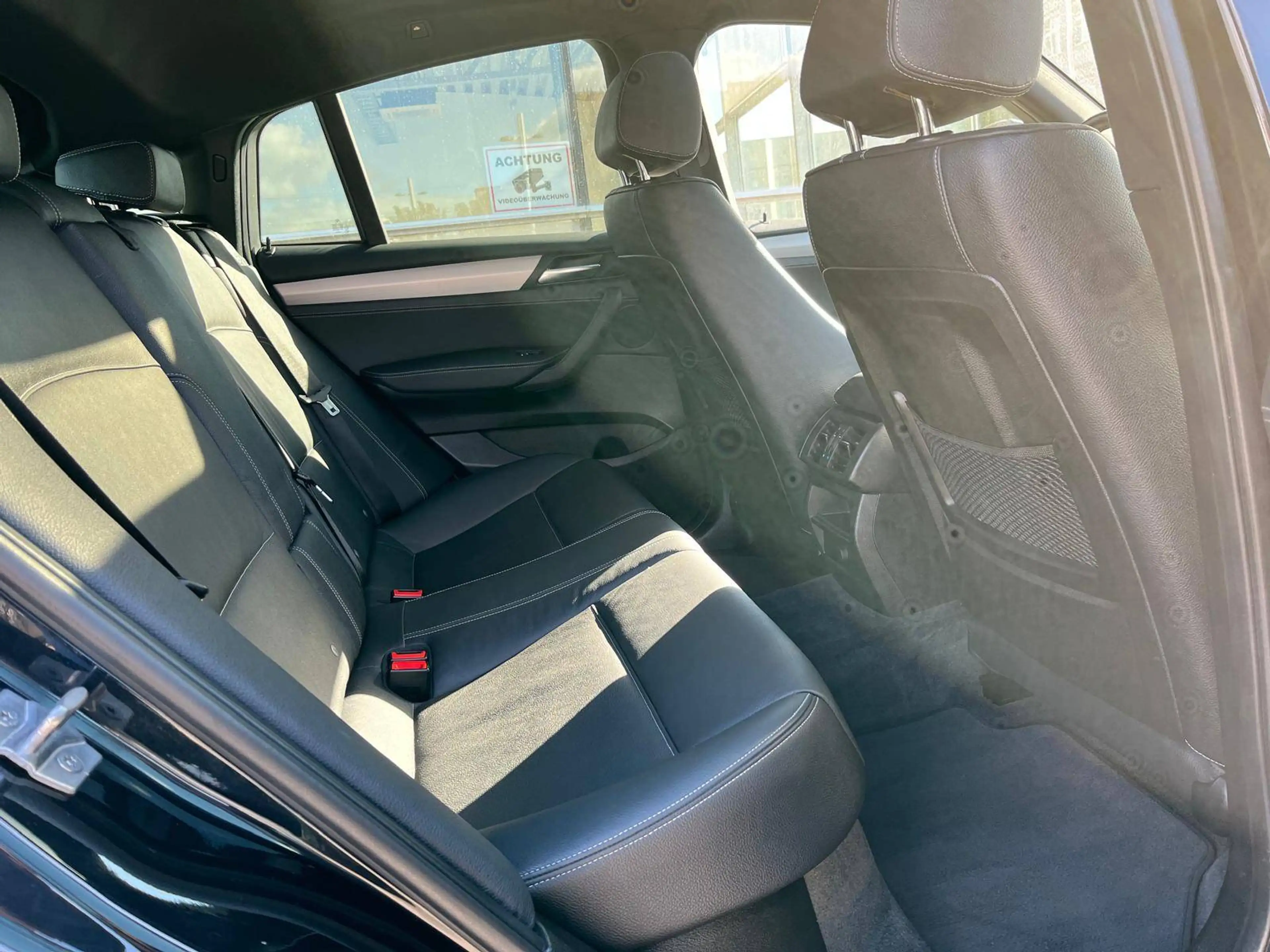 BMW X4 xDrive 20 d M Sport — photo 13