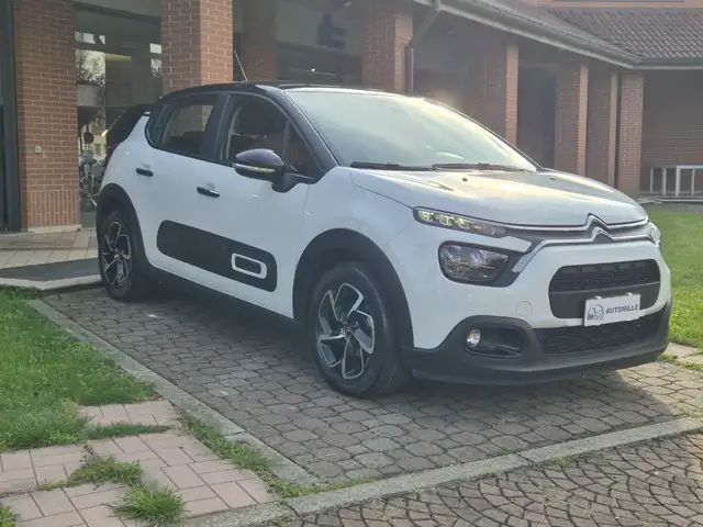 Citroen C3 en vente chez une concession Italie