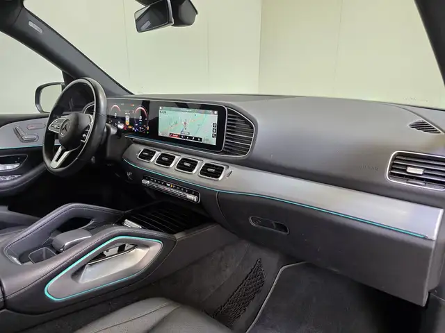 Mercedes-Benz Gle view 14