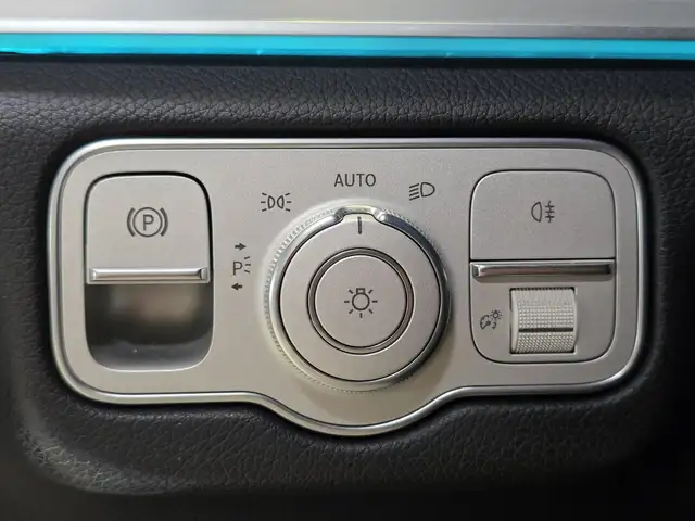 Mercedes-Benz Gle view 24