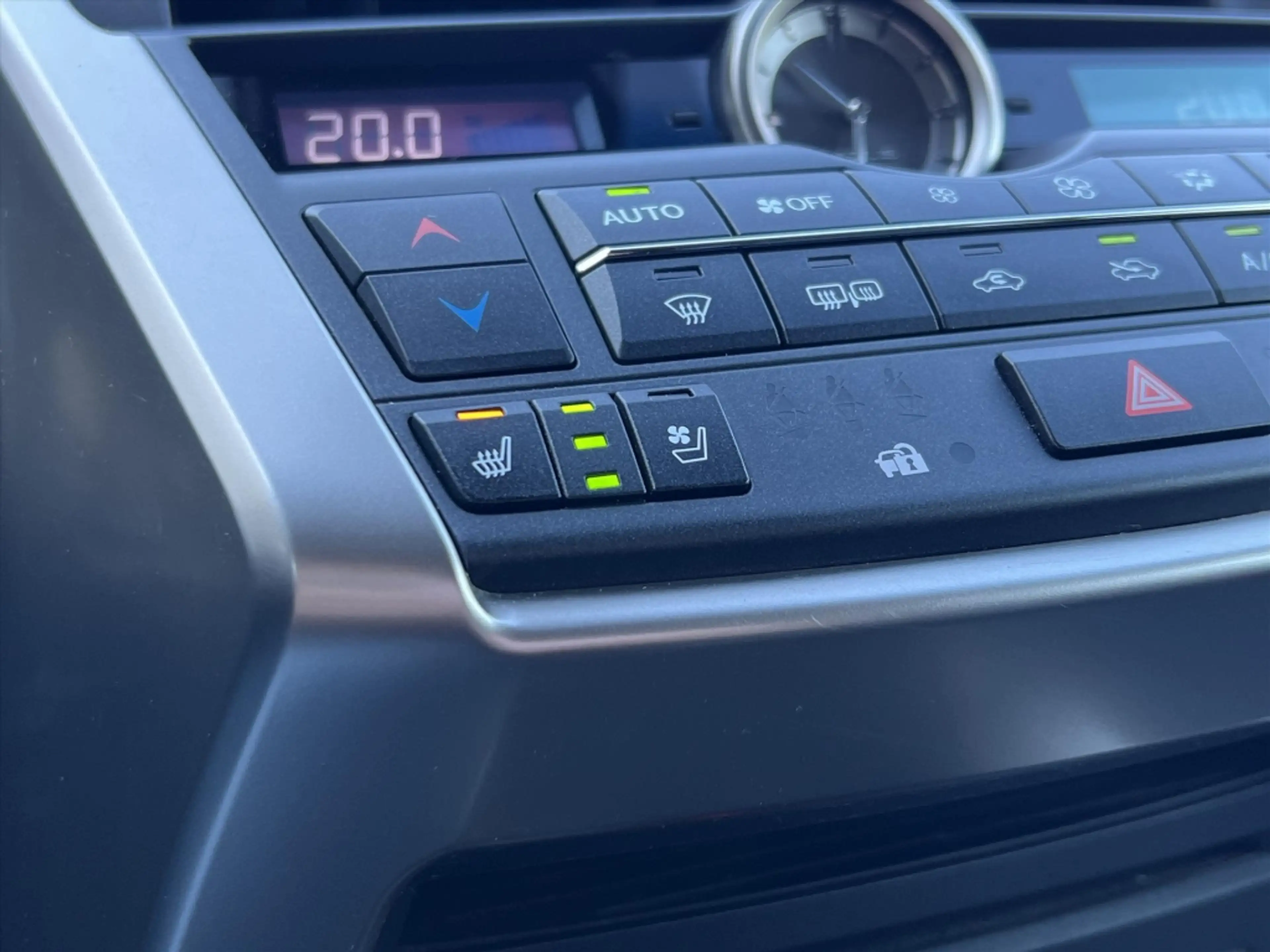 Lexus NX 300h AWD President Line | Mark Levinson, Head up displa — photo 39