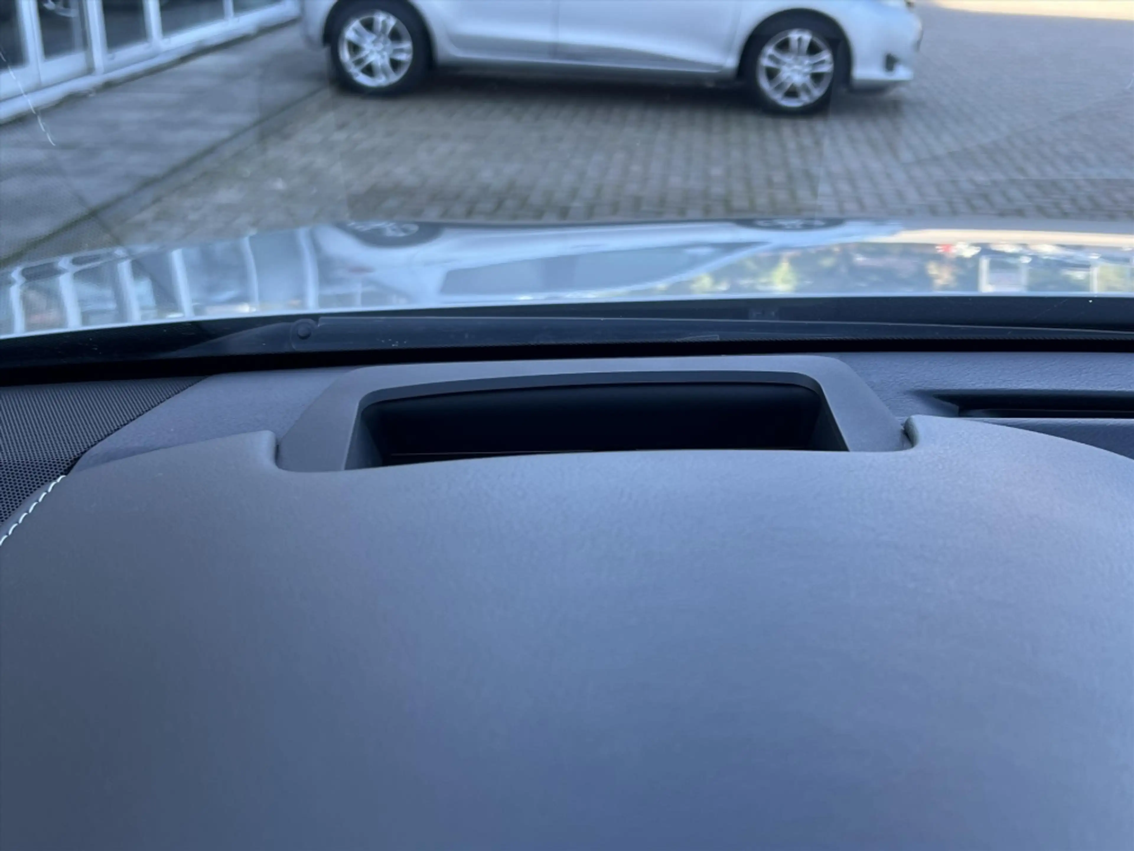 Lexus NX 300h AWD President Line | Mark Levinson, Head up displa — photo 36