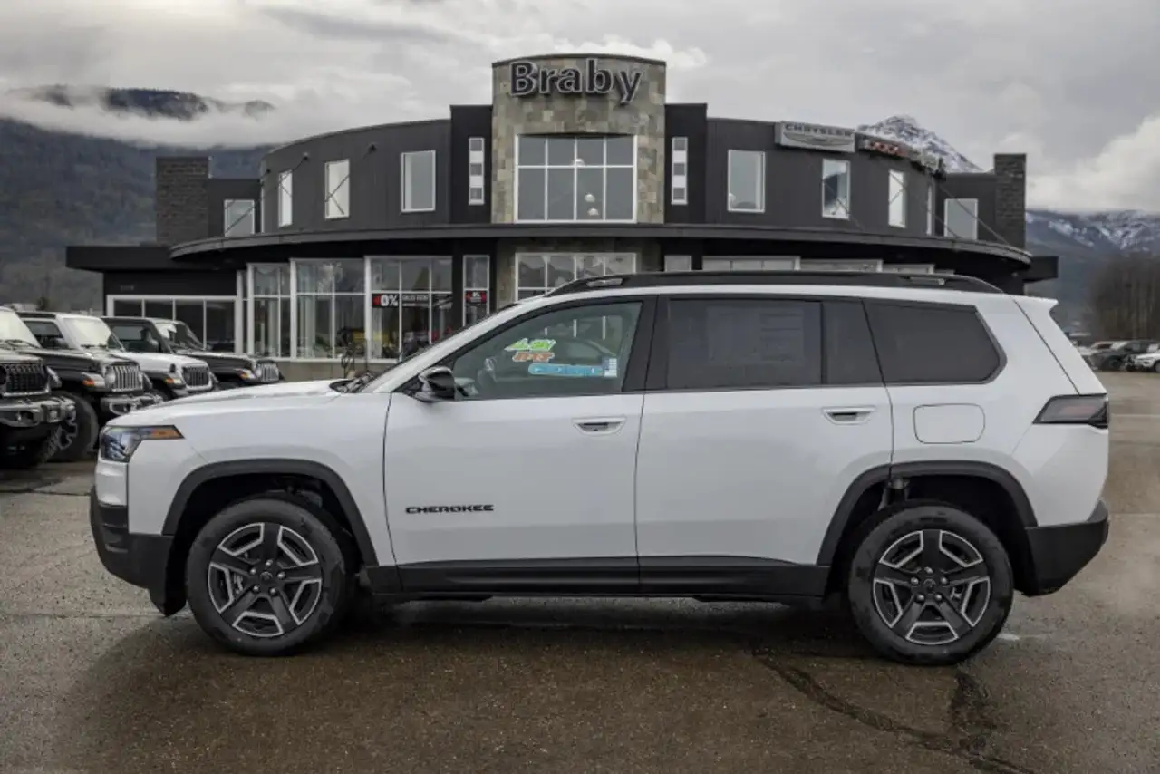 Jeep Cherokee снимка Jeep Cherokee
