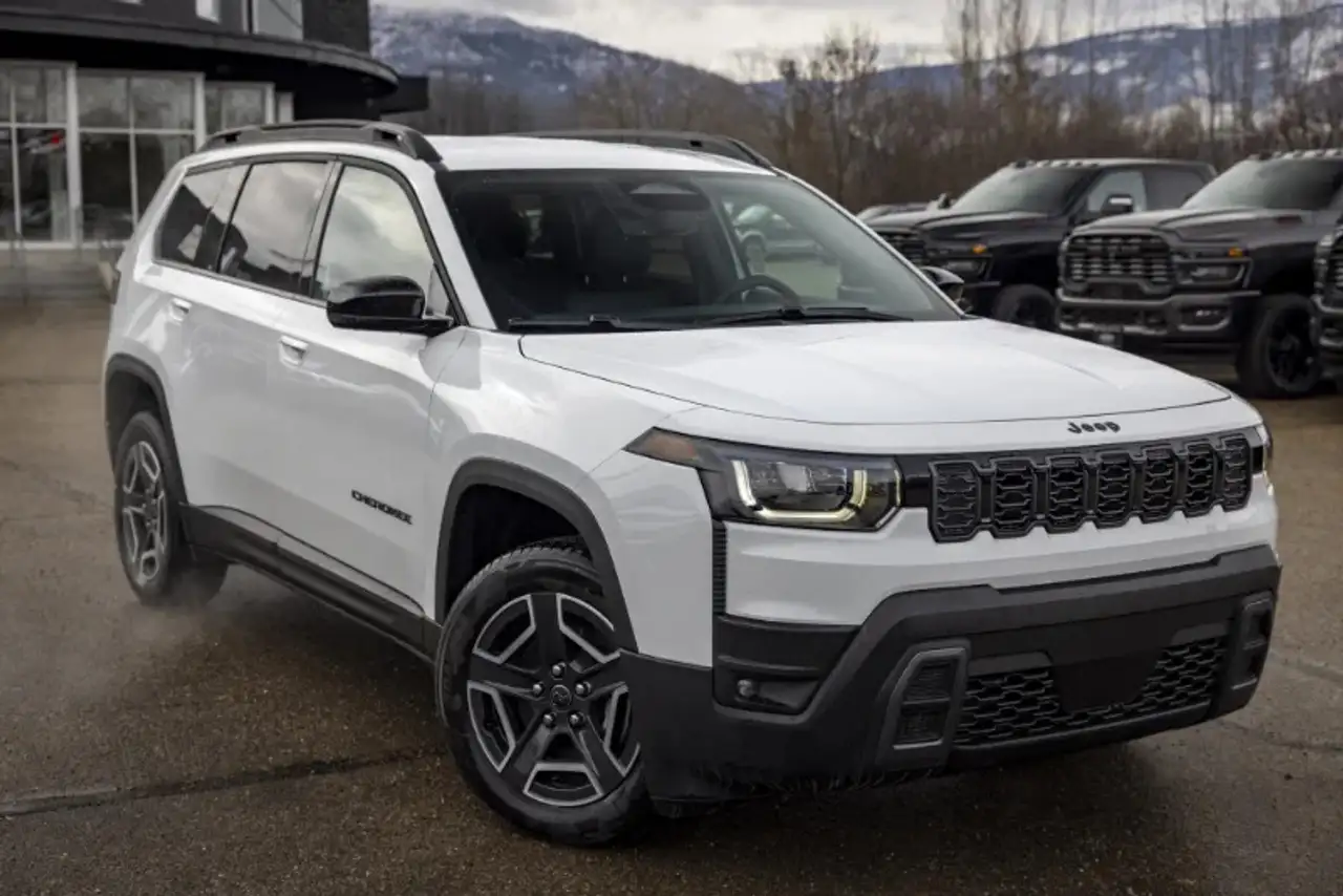 Jeep Cherokee снимка Jeep Cherokee