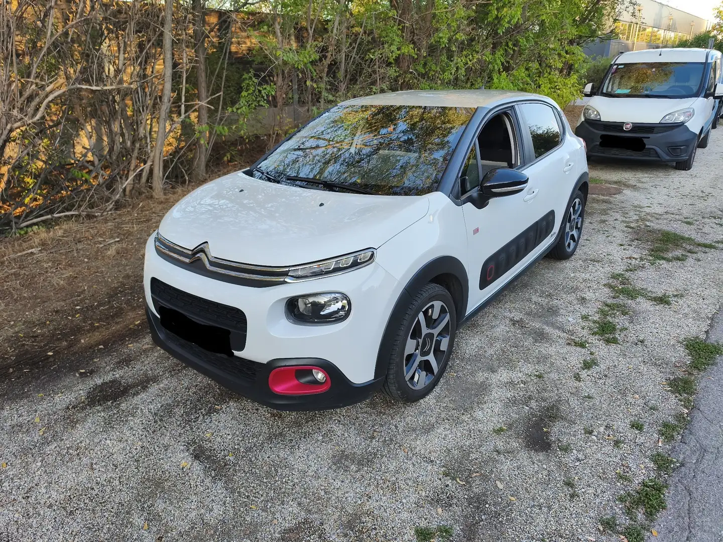 Citroen C3 Pure Tech 82 ELLE - 1