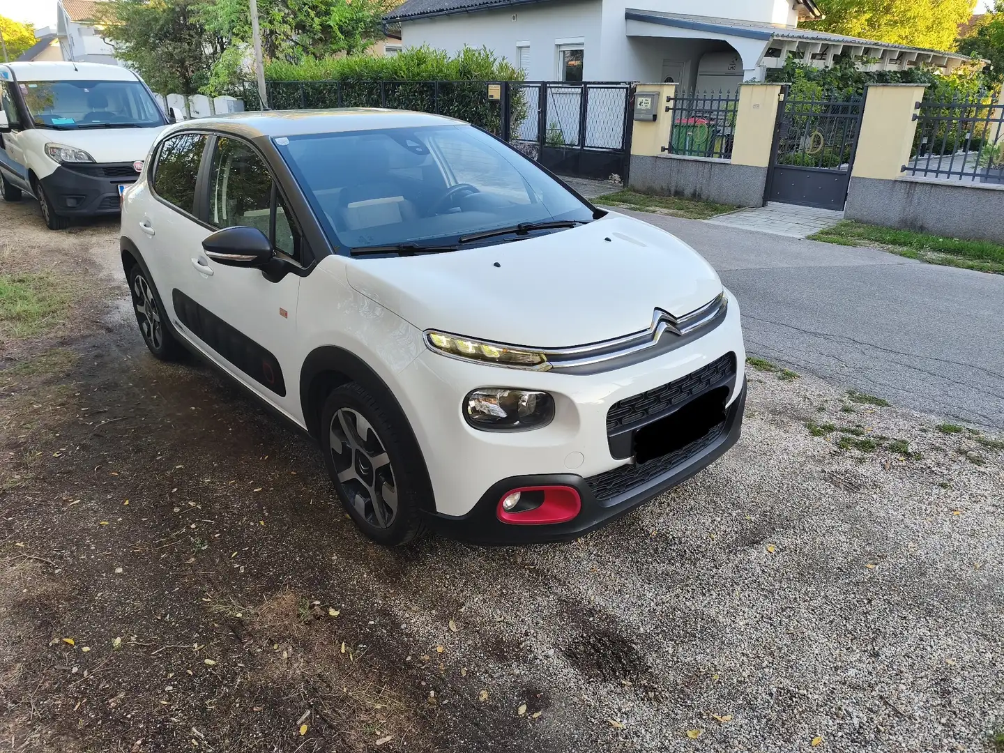 Citroen C3 Pure Tech 82 ELLE - 2