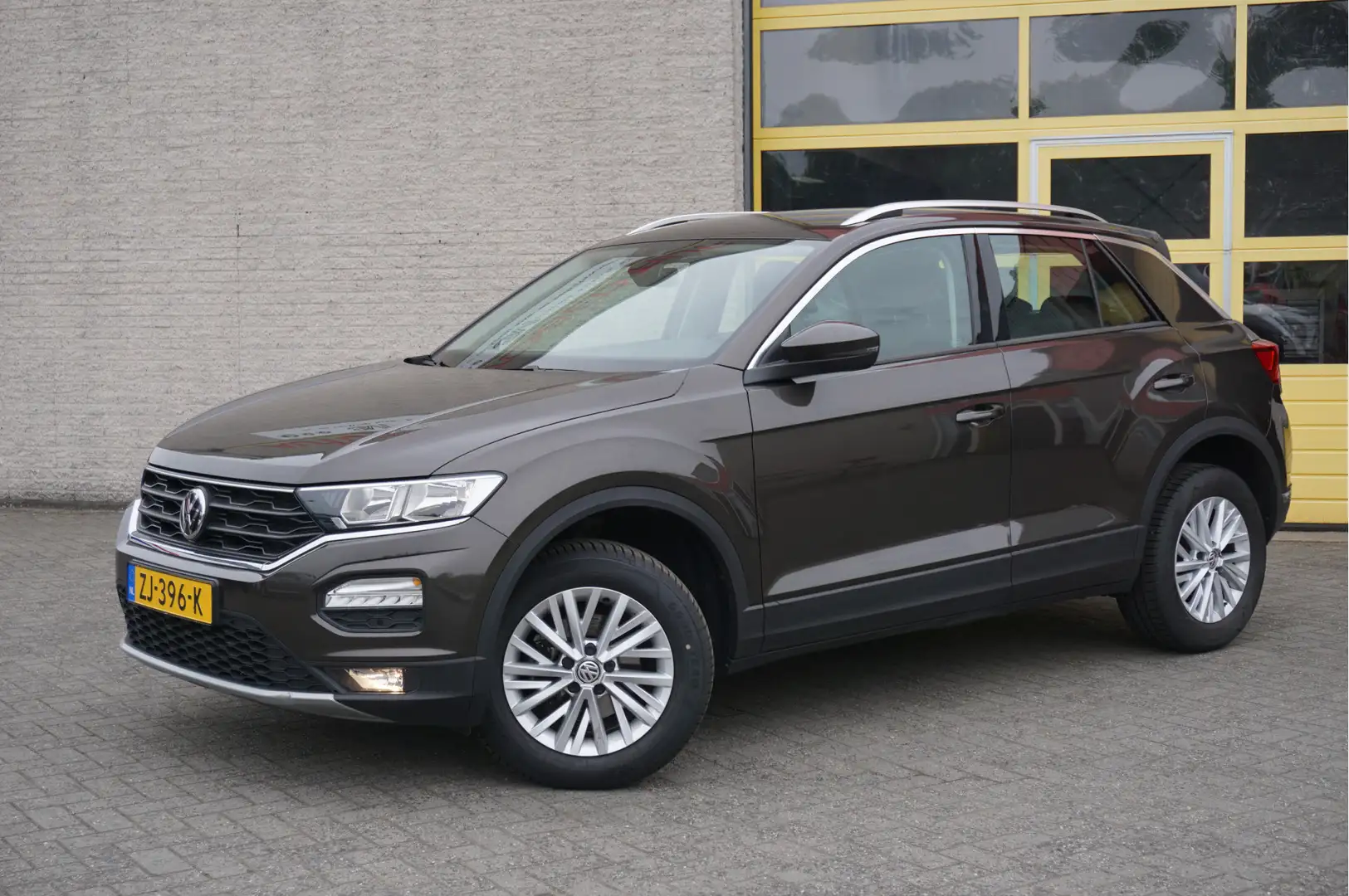 Volkswagen T-Roc 1.0 TSI Style BJ2019 Lmv 16" | Led | Pdc | Navi | Gris - 2