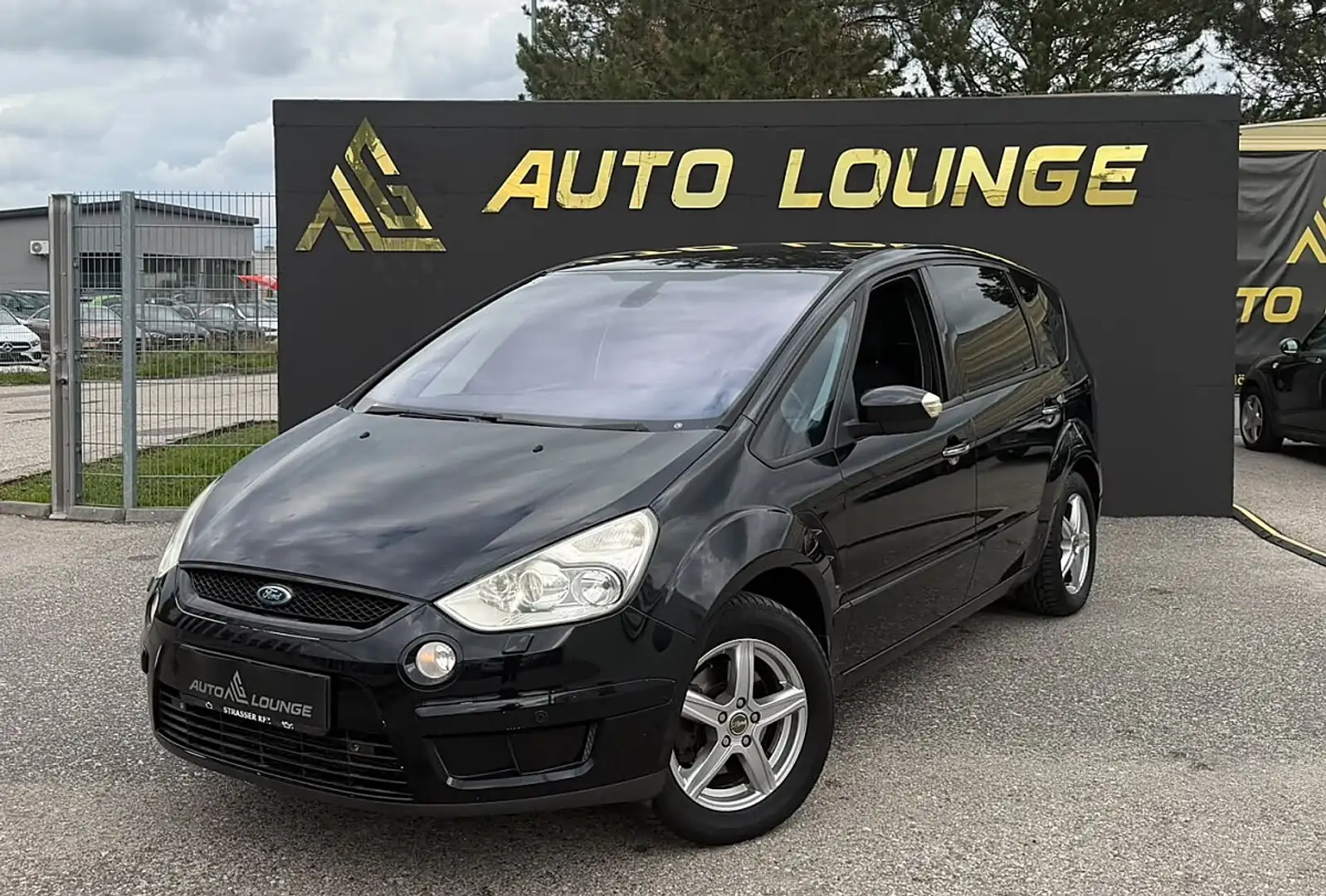 Ford S-Max S-MAX 2.0 TDCi DPF Titanium Schwarz - 1