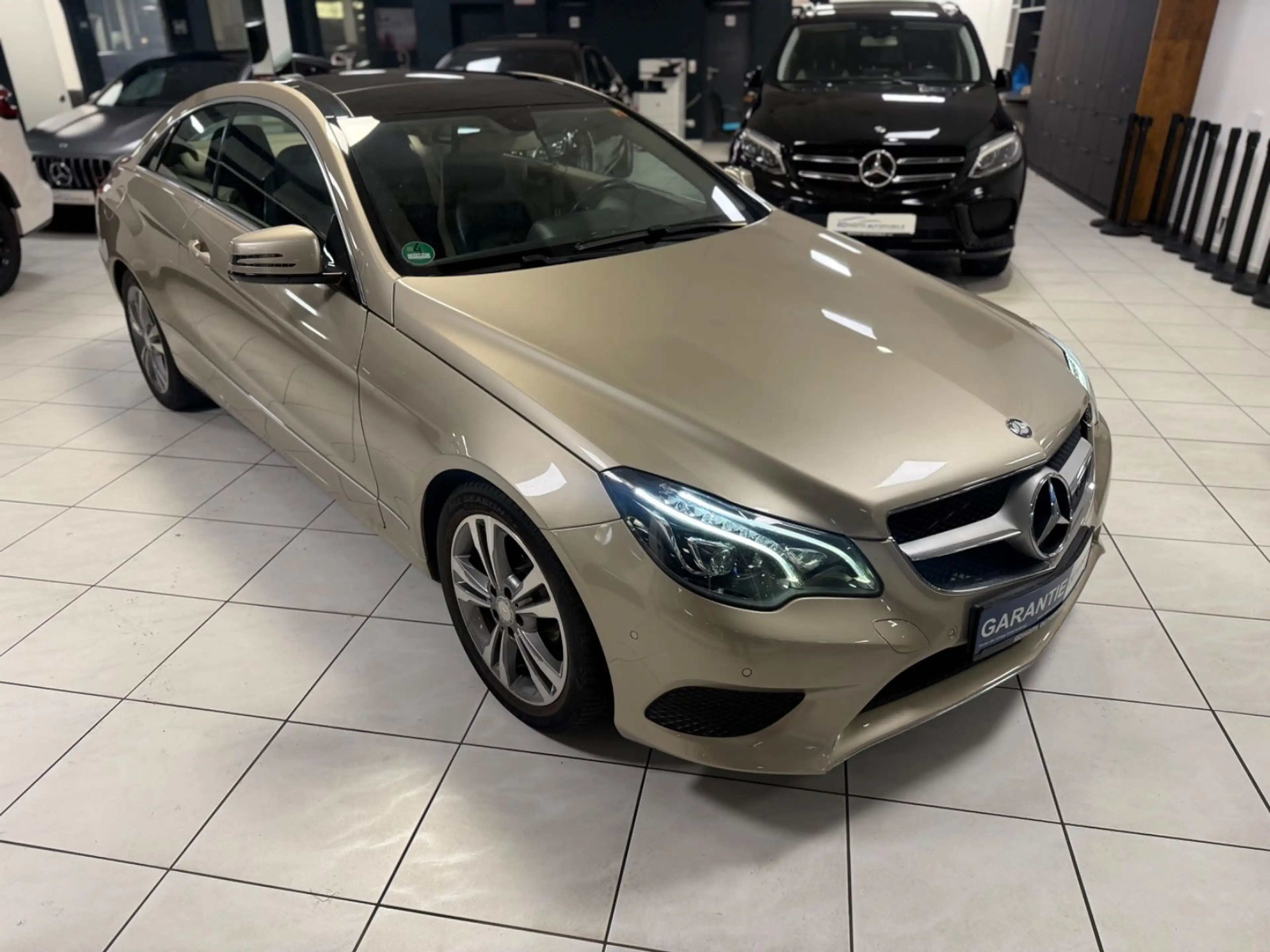 Mercedes-Benz E 220 d BlueTEC PANO LED ILS PDC SHZ TOP — photo 3