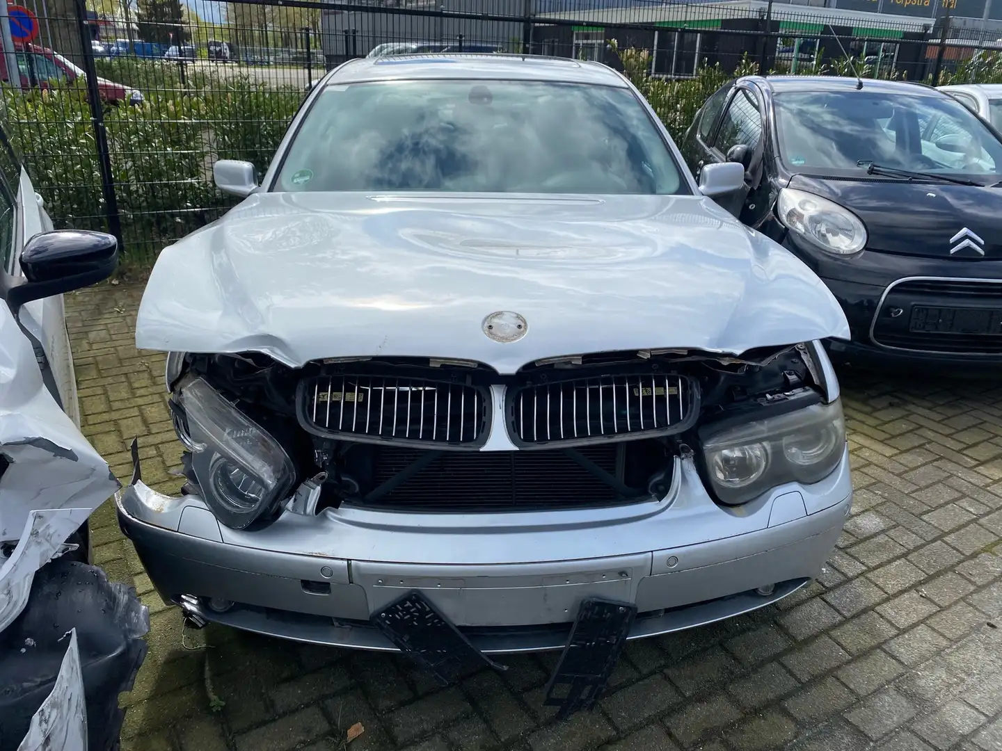 BMW 735 BMW 7-Serie  735i,Li 3.6 V8 32V Plateado - 2