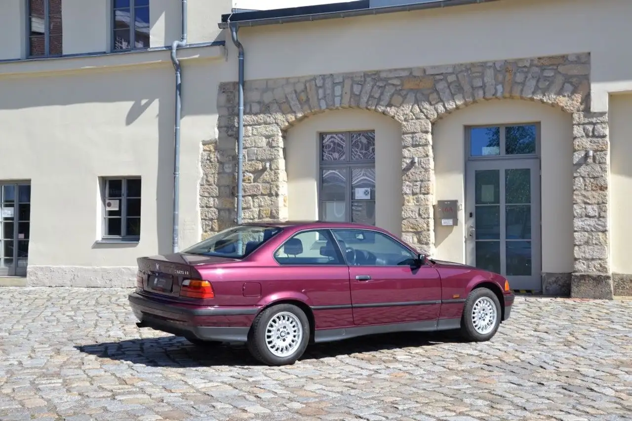 BMW 320 1. Hand, Erstlack, Scheckheftgepflegt, foto 8