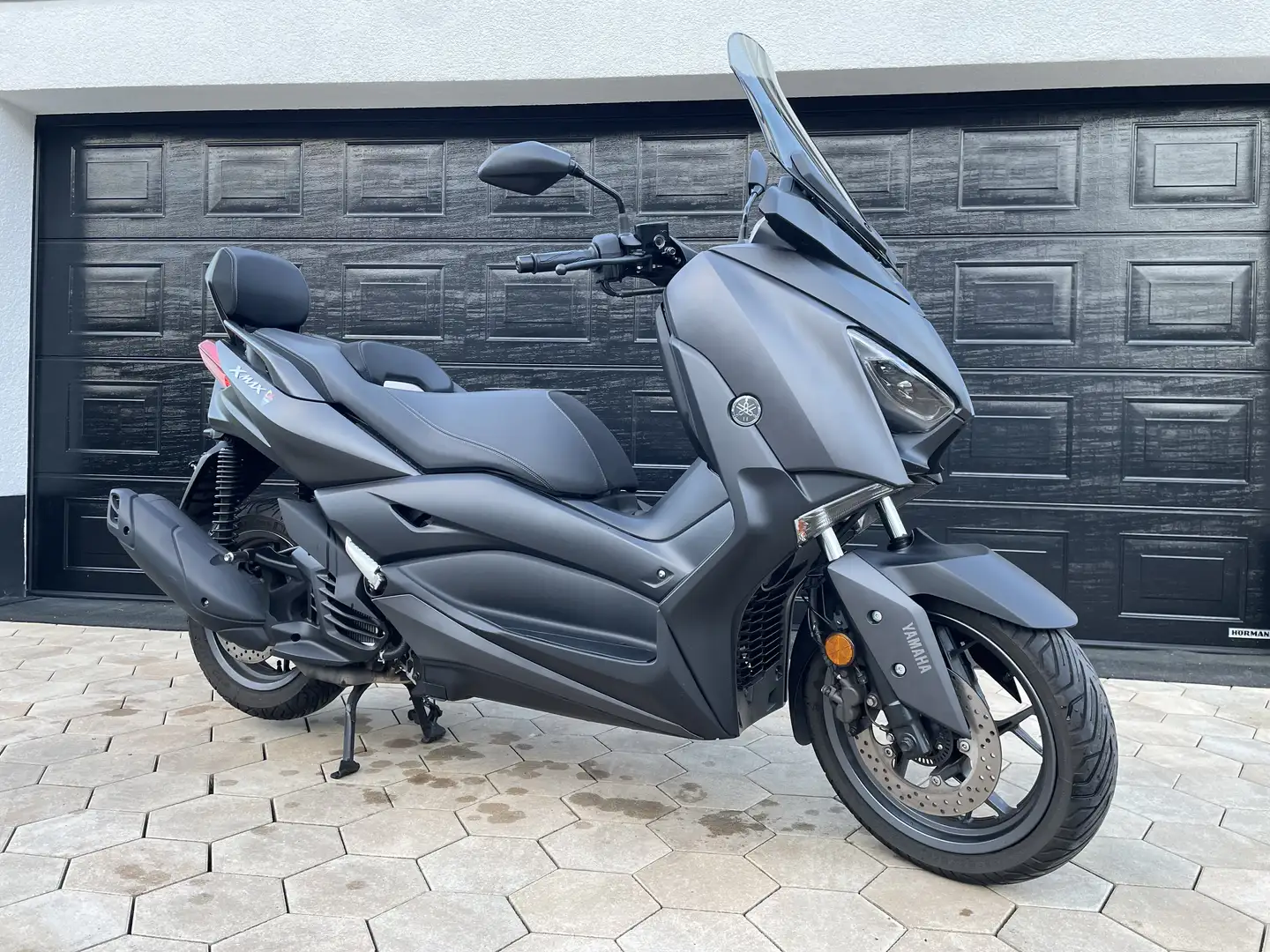 Yamaha X-Max 125 - 1