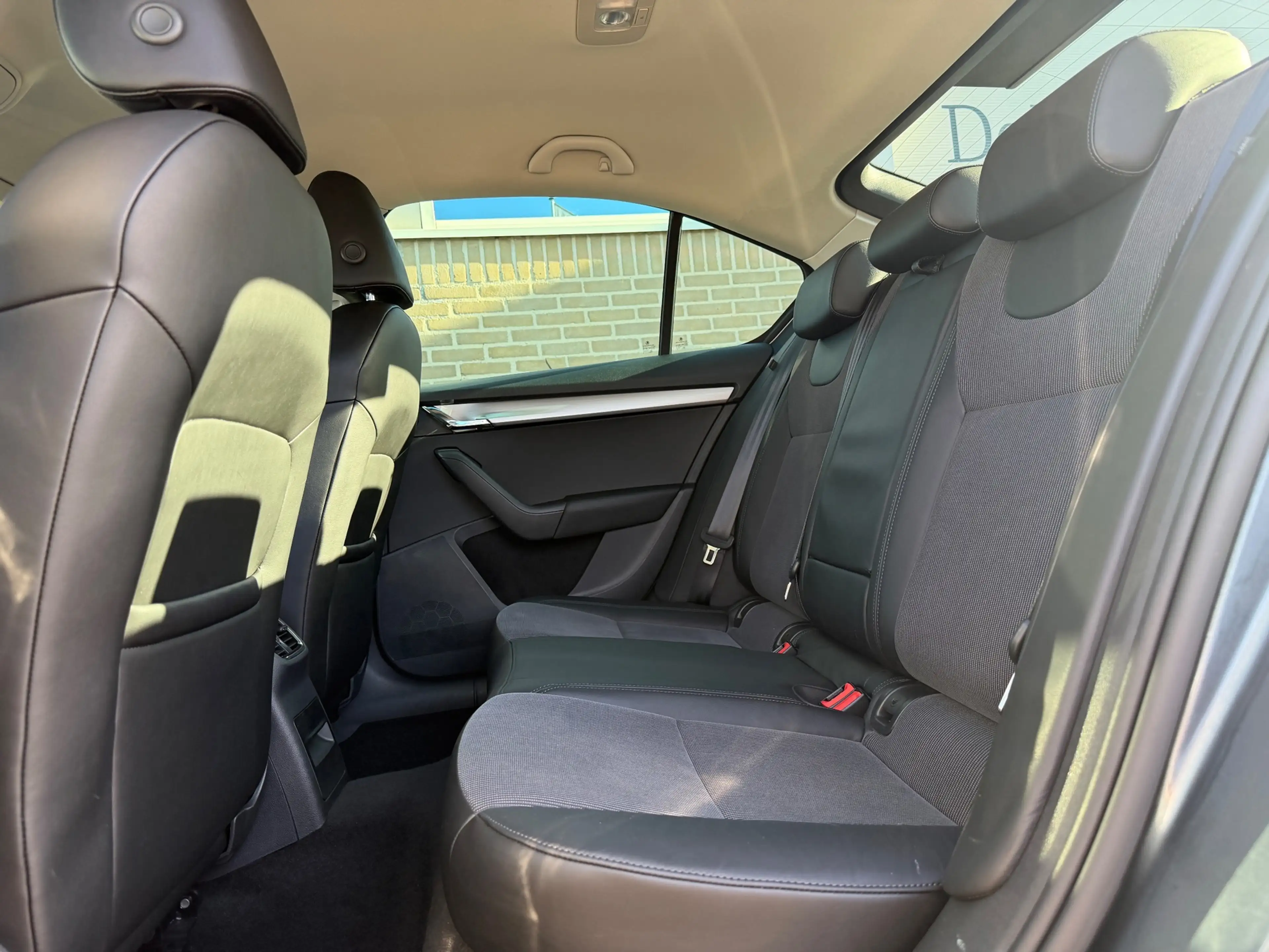 Skoda Octavia 1.5 TSI Greentech Business|Trekhaak|DSG|1e eig — photo 9