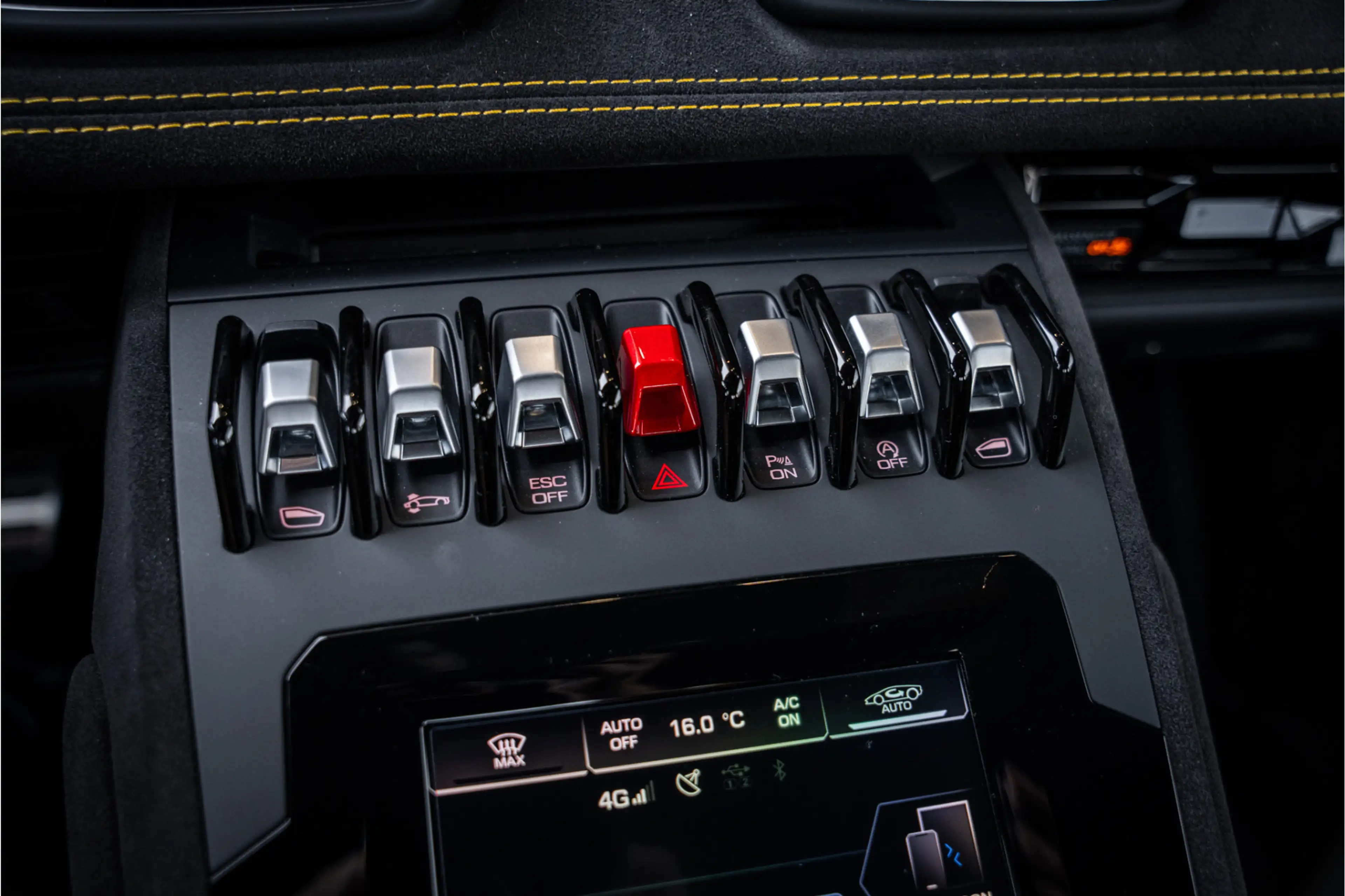 Lamborghini Huracán 5.2 V10 Tecnica RWD - Giallo Inti | Fabrieksgarant — photo 14
