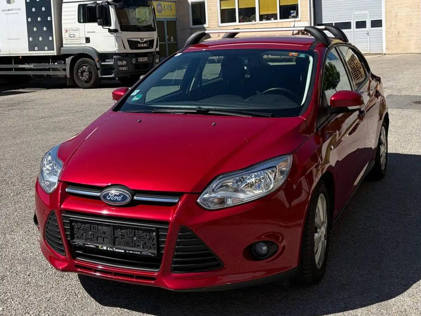 Ford Focus Focus Traveller Trend 1,6 TDCi DPF Trend Rot - 1