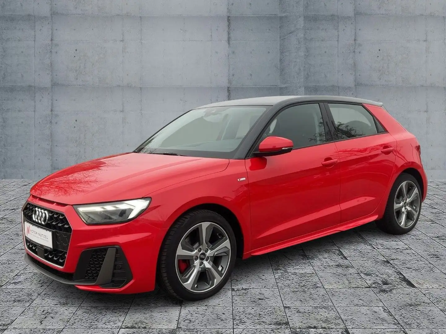 Audi A1 40 TFSI S-TR S-LINE LED+RFK+SHZ+LM Rot - 2