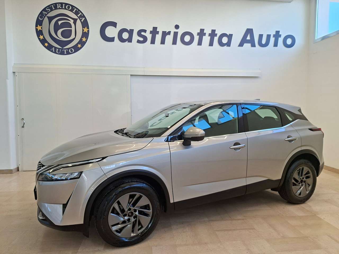 Nissan Qashqai 1.3 mhev BUSINESS  2wd 158cv Xtronic 2 ANNI GARANZIA AYVENS