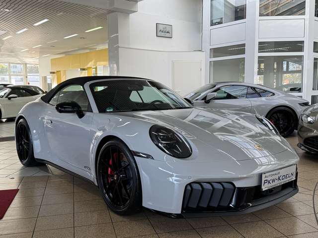 Porsche 992 4 GTS*LiFT*CARBON*BOSE*MATRiX* LP.225K