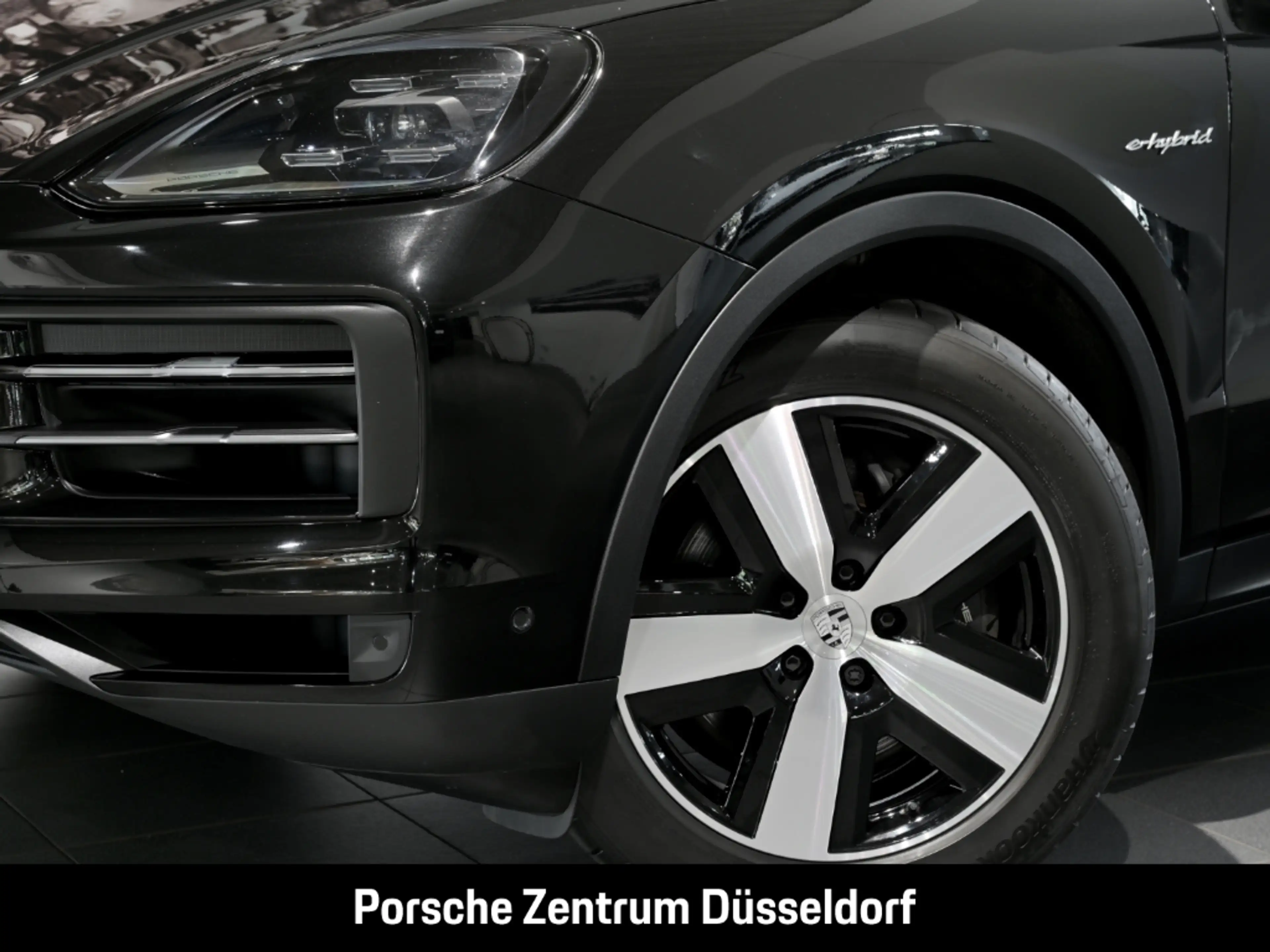 Porsche Cayenne E-Hybrid Head-Up BOSE Surround-View LED — photo 6