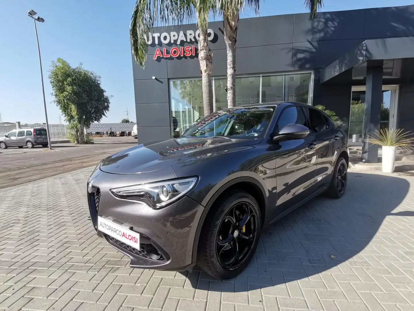 Alfa Romeo Stelvio 2.2 Turbodiesel 210 CV AT8 Q4 Executive Gris - 1