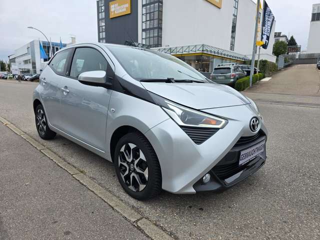Imagine Toyota Aygo AYGO x-play Team D*1. Hand*Kamera*Klima*