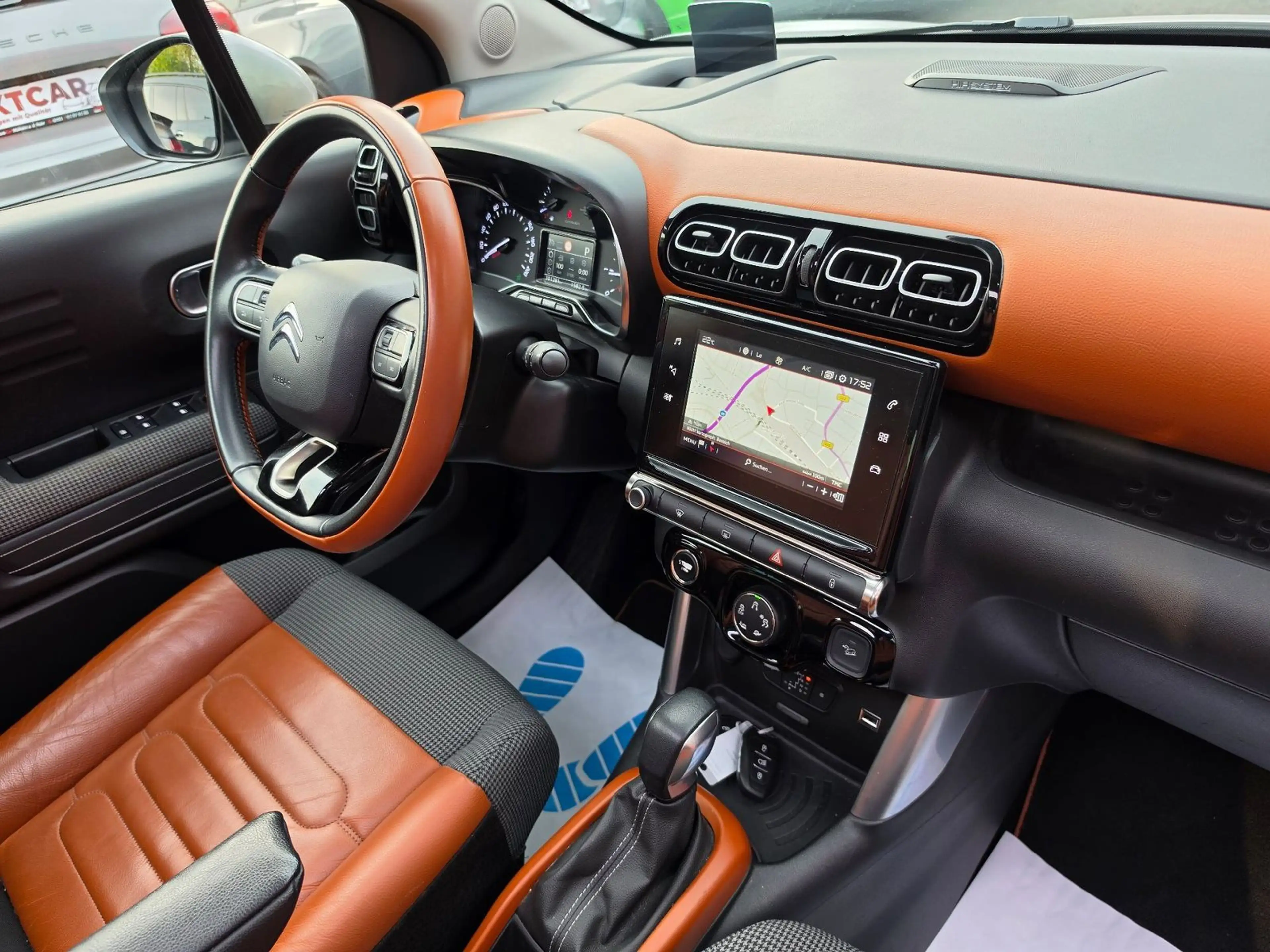 Citroen C3 Aircross 1.2|110 Shine|Pano|Kamera| — photo 8