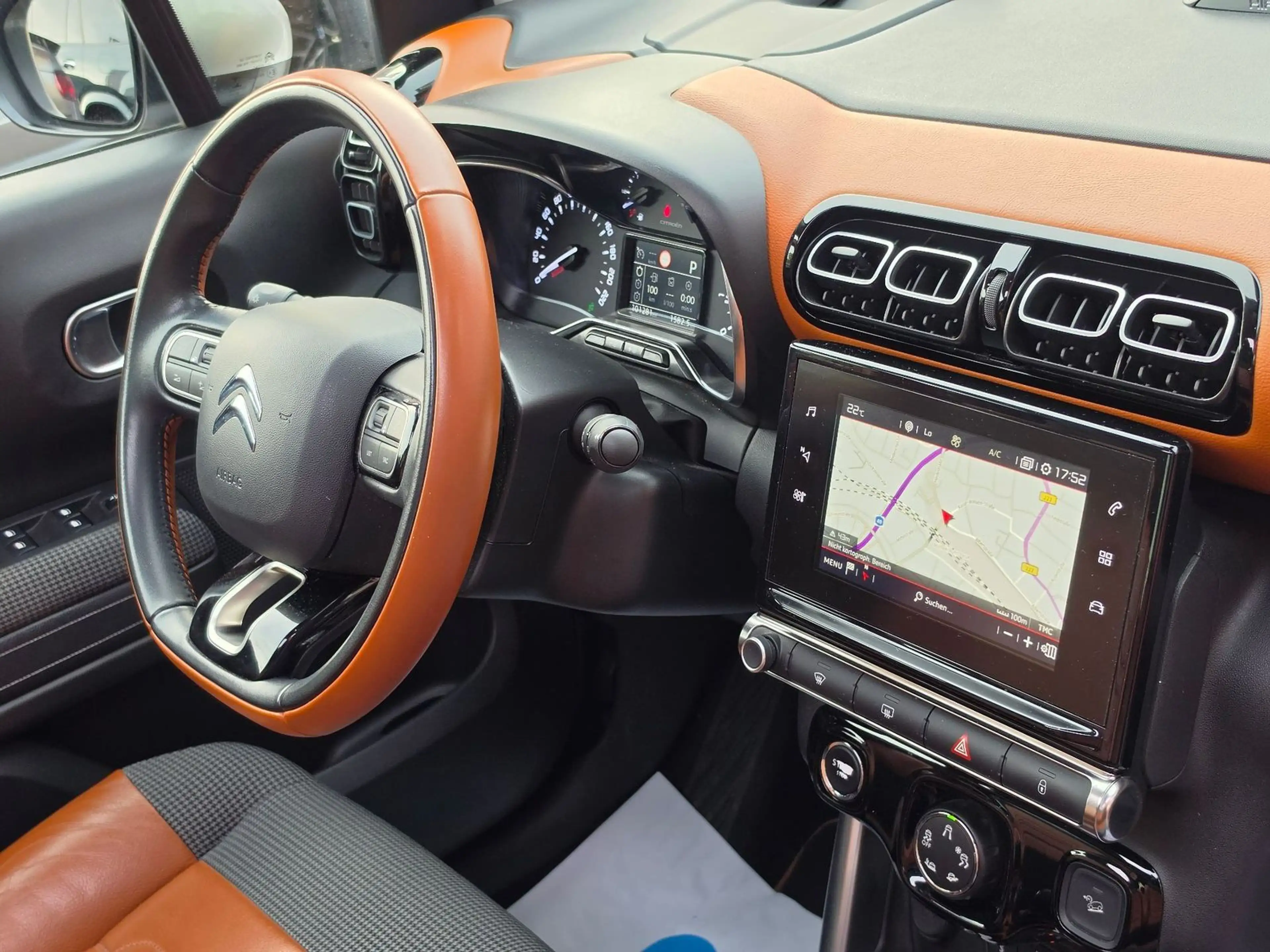 Citroen C3 Aircross 1.2|110 Shine|Pano|Kamera| — photo 10