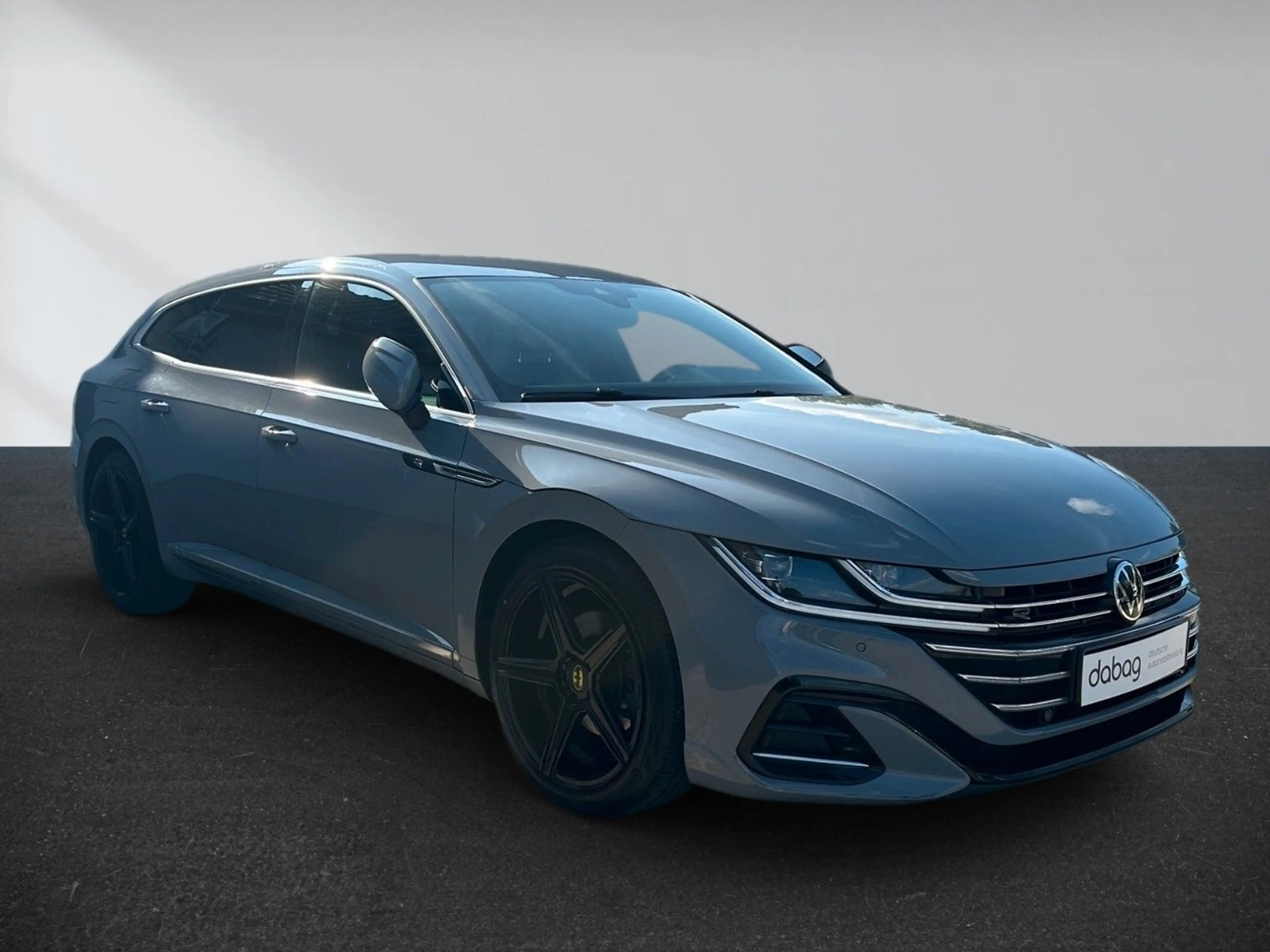 Volkswagen Arteon Shooting Brake R-Line — photo 3