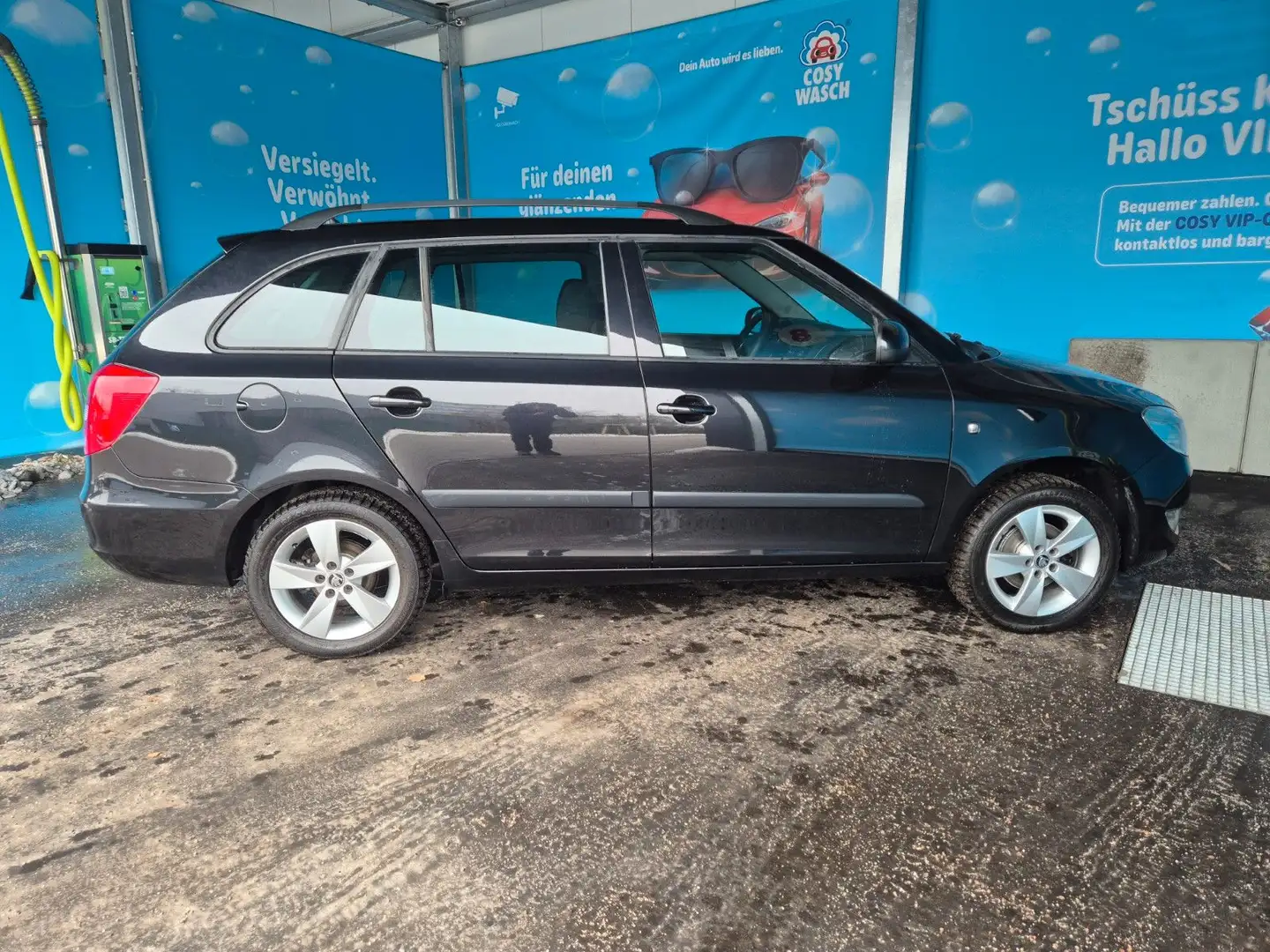 Skoda Fabia Combi Fresh, SITZHEIZUNG, ANHÄNGERKUPPLUNG Schwarz - 2