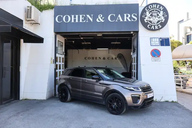 Land Rover Range Rover Evoque view 2