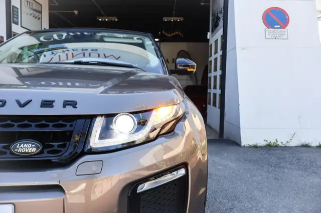 Land Rover Range Rover Evoque view 12
