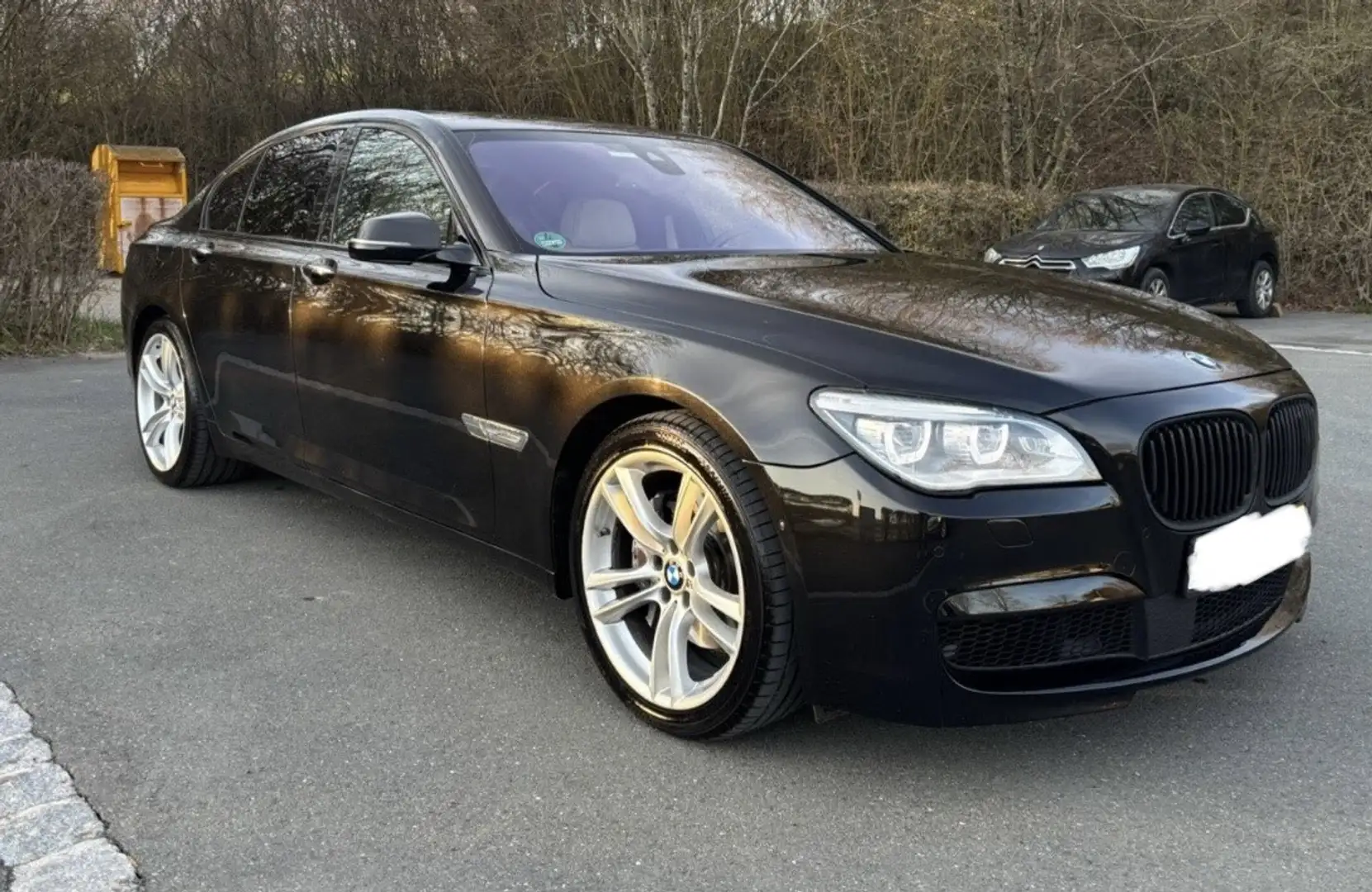 BMW 740 740d xDrive - M-Paket - Allrad - Individual Noir - 1
