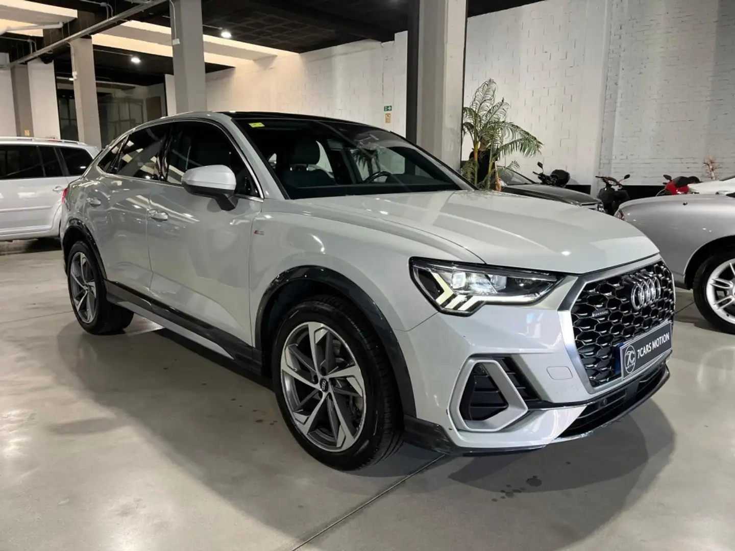 Audi Q3 Sportback 40 TDI S line quattro S tronic Grigio - 1