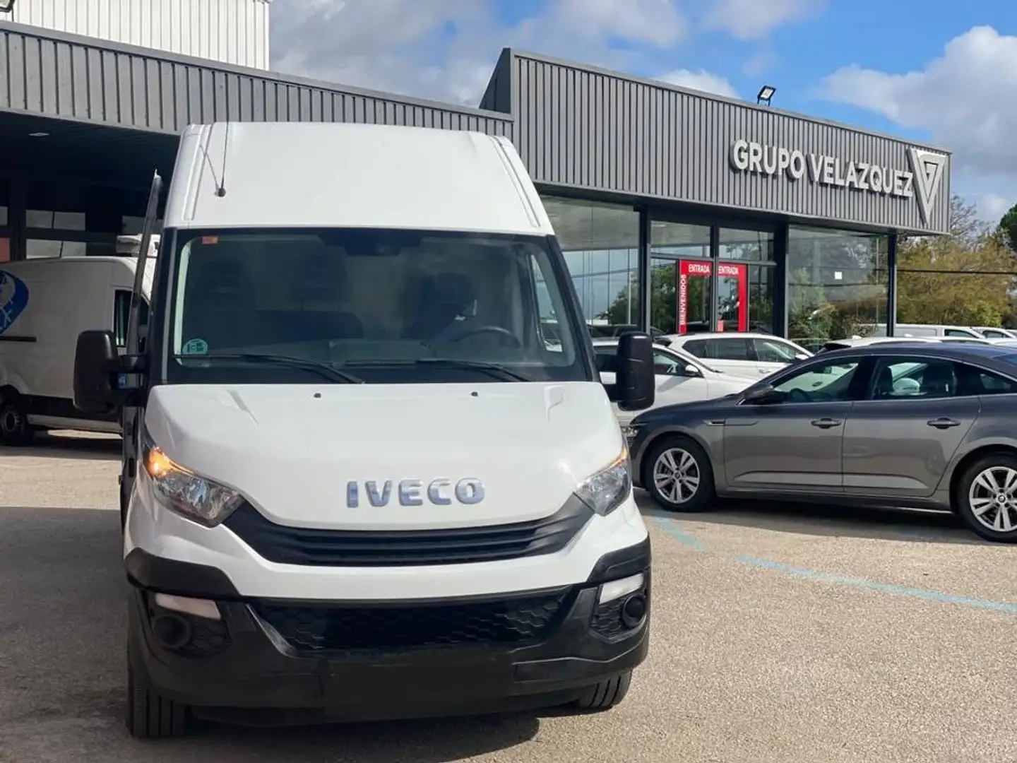 Iveco Daily 2.3 TD 35S 12 V 3520/H2 - Blanco - 2