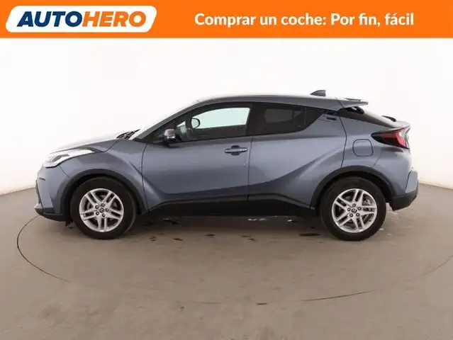 Toyota C-HR view 3