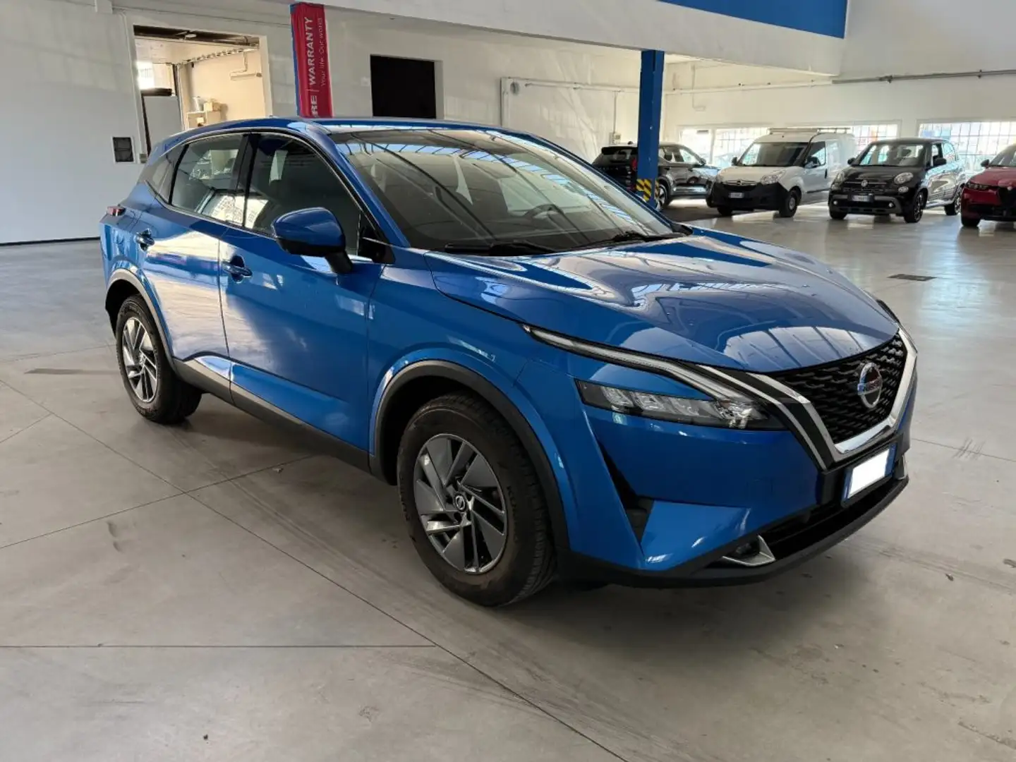 Nissan Qashqai MHEV 140 CV Business - PROMO Blau - 1