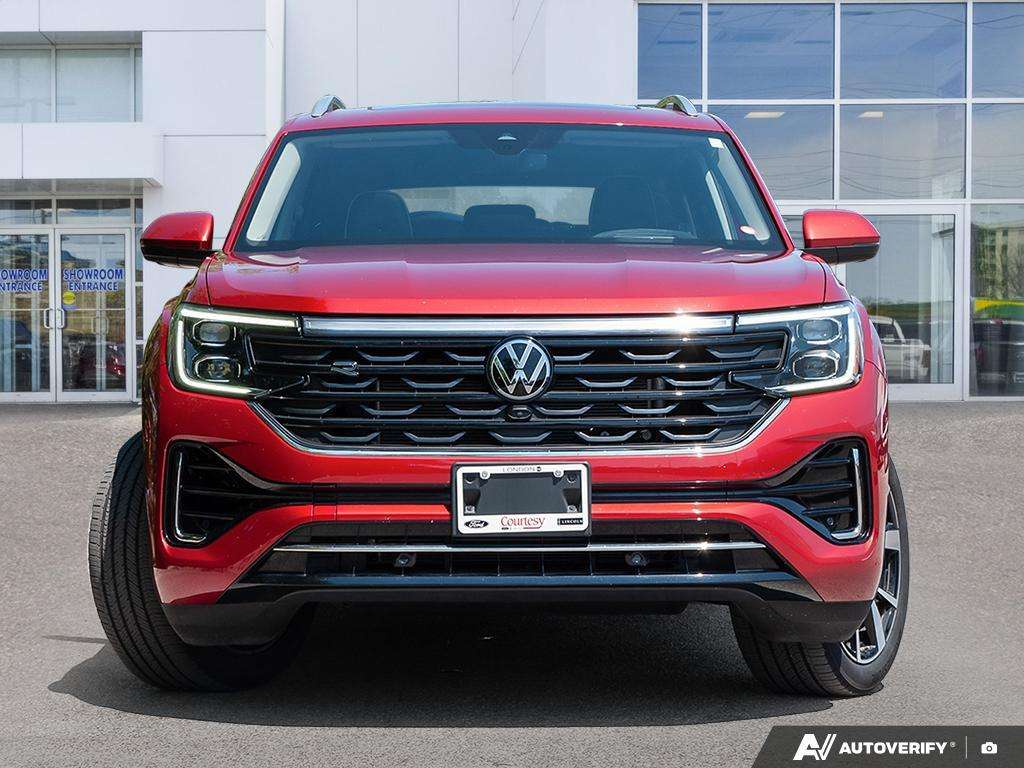 used 2024 Volkswagen Atlas car, priced at $42,900