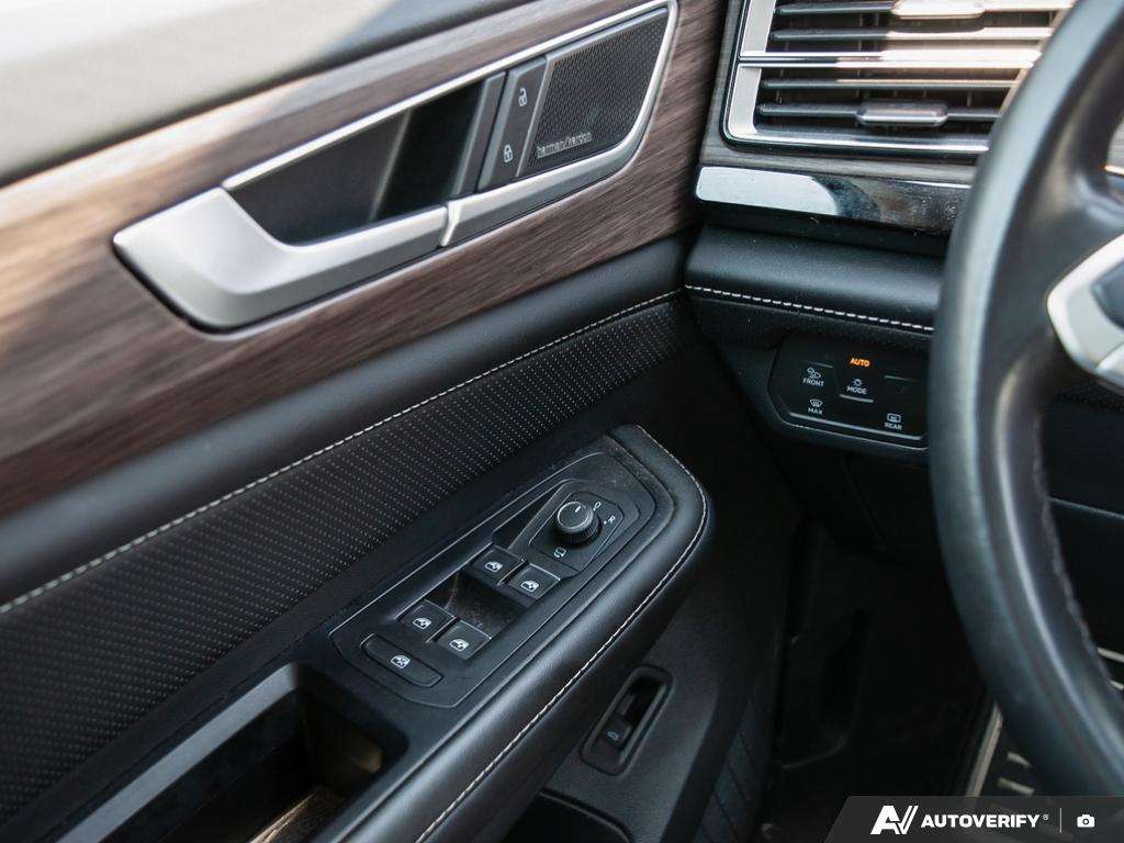 used 2024 Volkswagen Atlas car, priced at $42,900