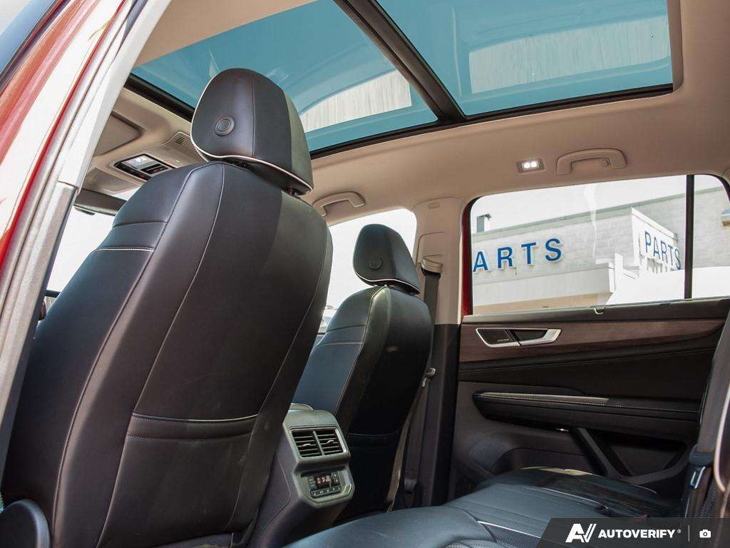 used 2024 Volkswagen Atlas car, priced at $42,900