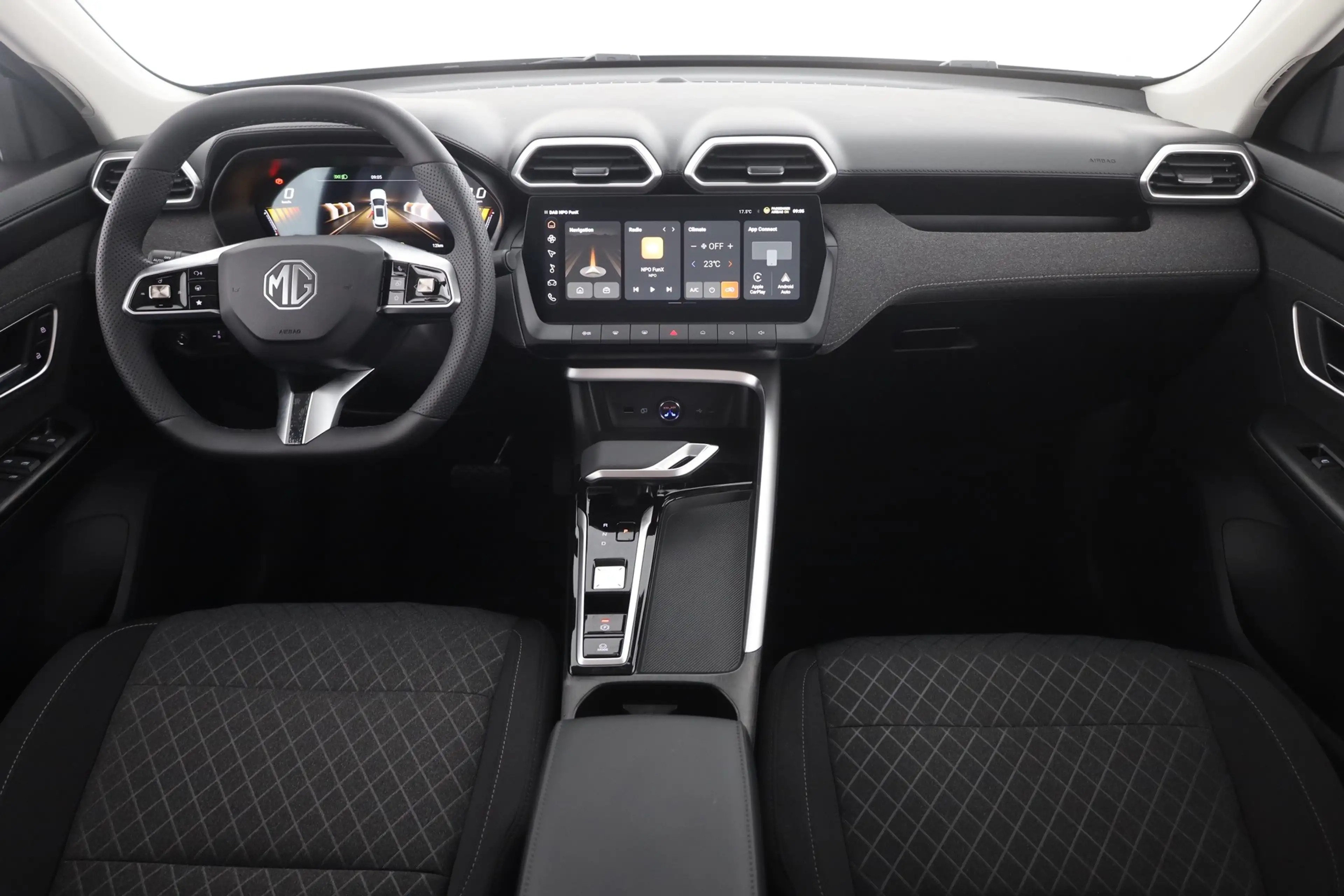 MG ZS 1.5 Hybrid Comfort Aut. LED ACC Navi Kamera — photo 9