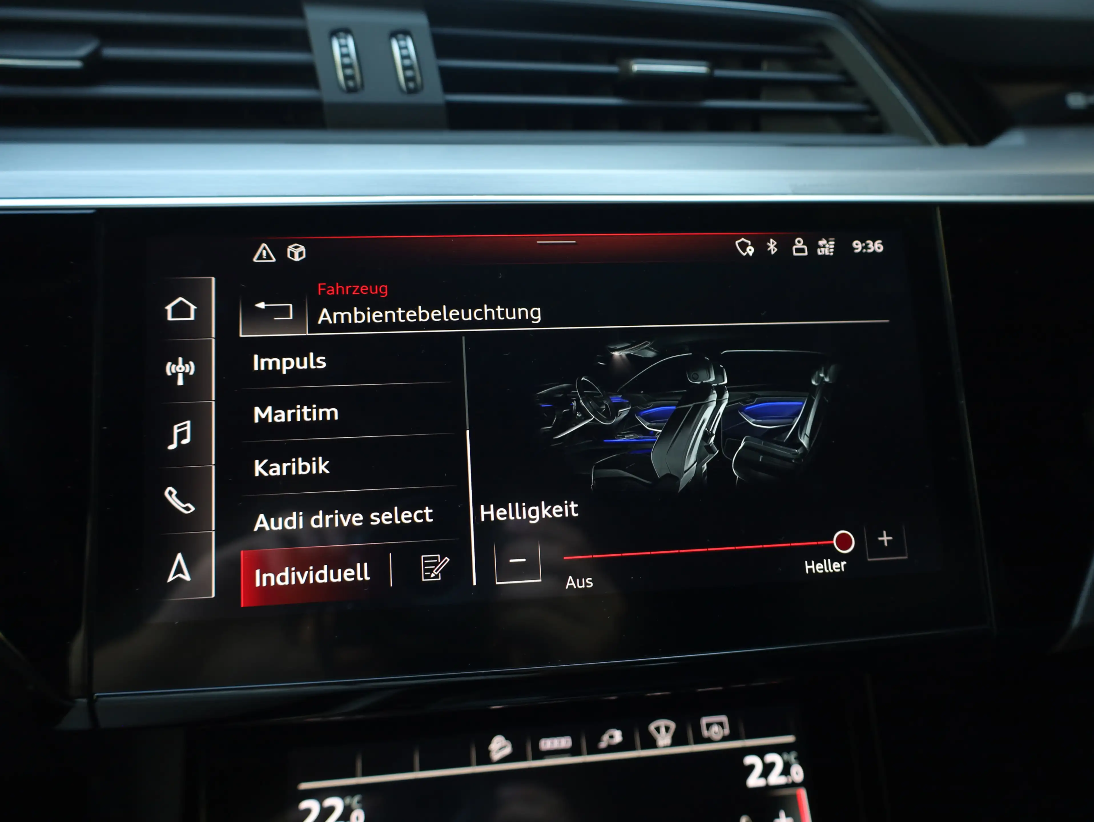 Audi e-tron 55 quattro S-Line*Memory*Luft*AHK*21Alu — photo 40