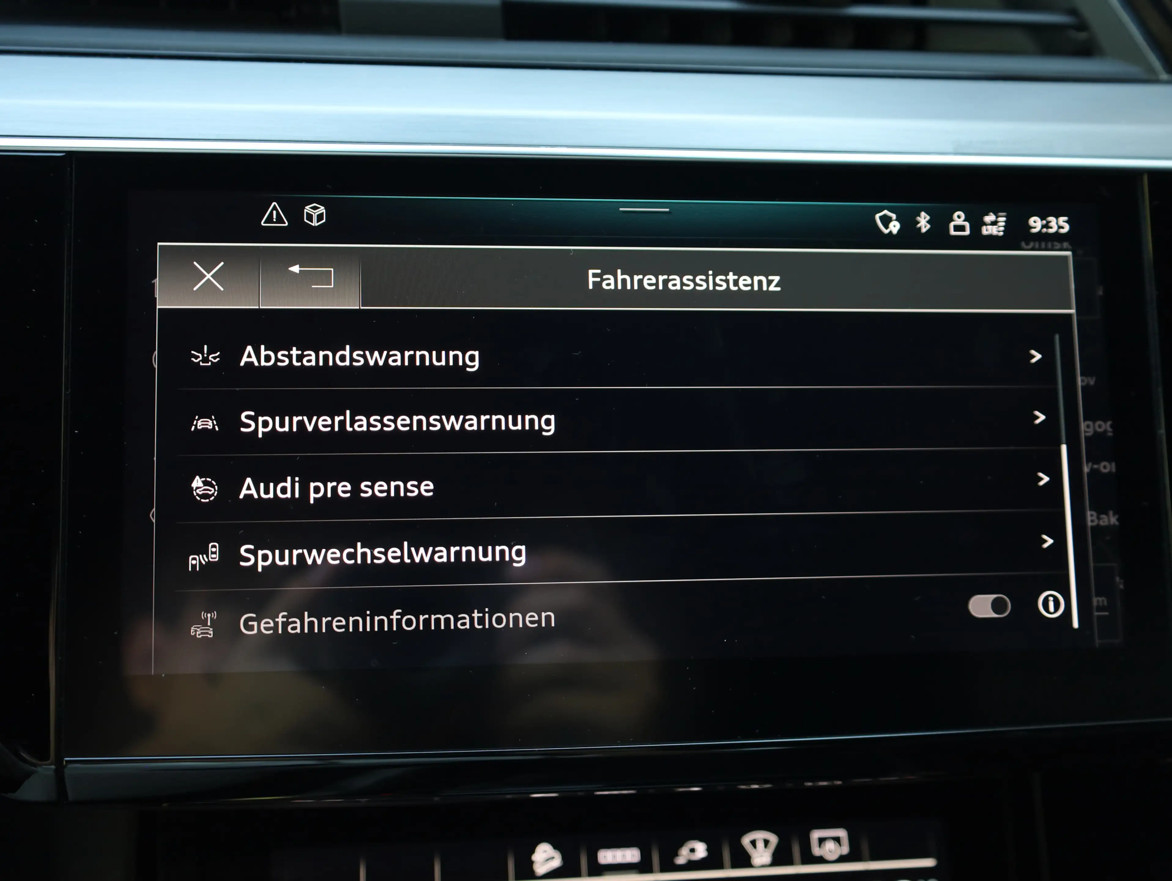 Audi e-tron 55 quattro S-Line*Memory*Luft*AHK*21Alu — photo 37