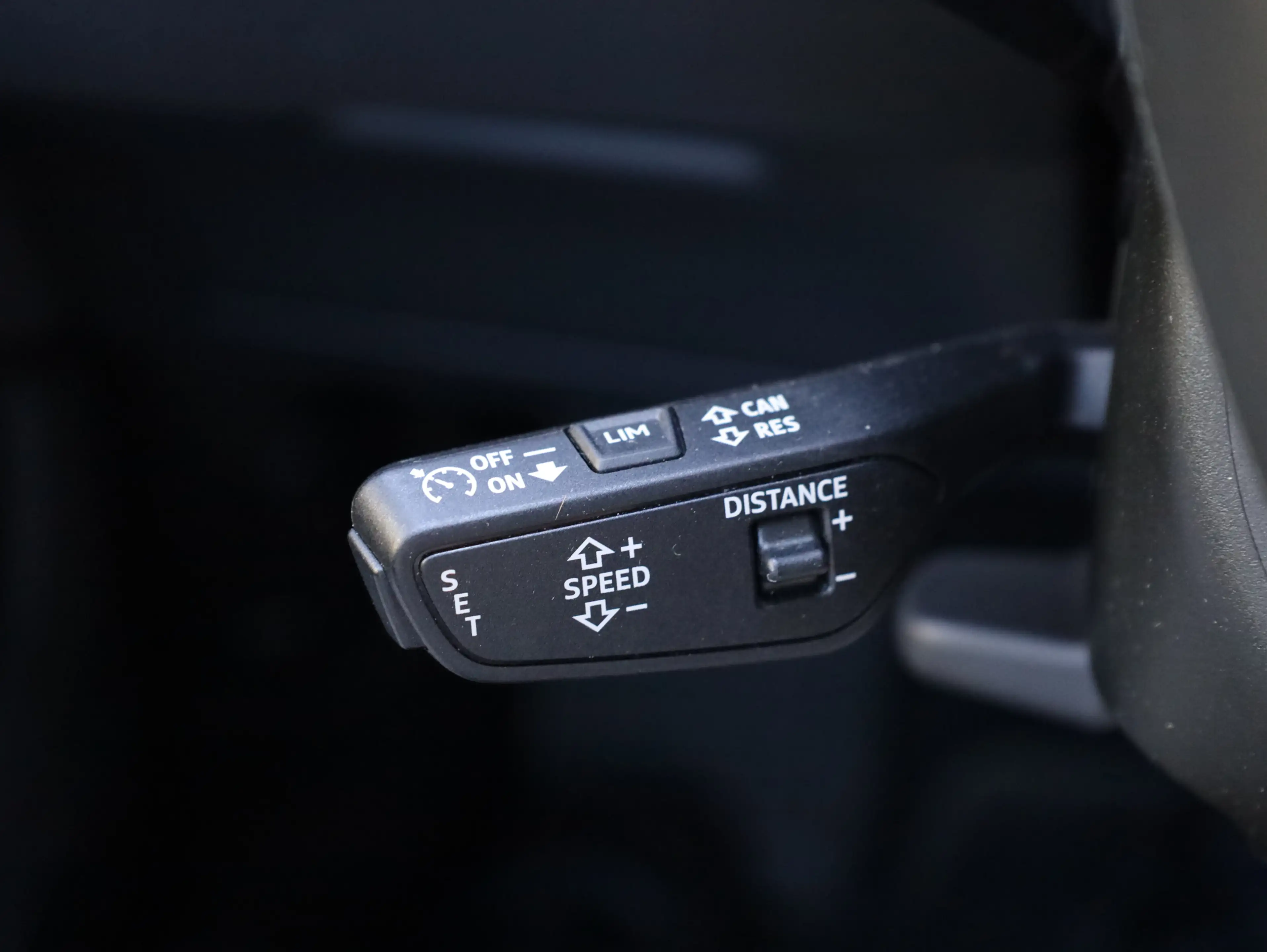 Audi e-tron 55 quattro S-Line*Memory*Luft*AHK*21Alu — photo 35