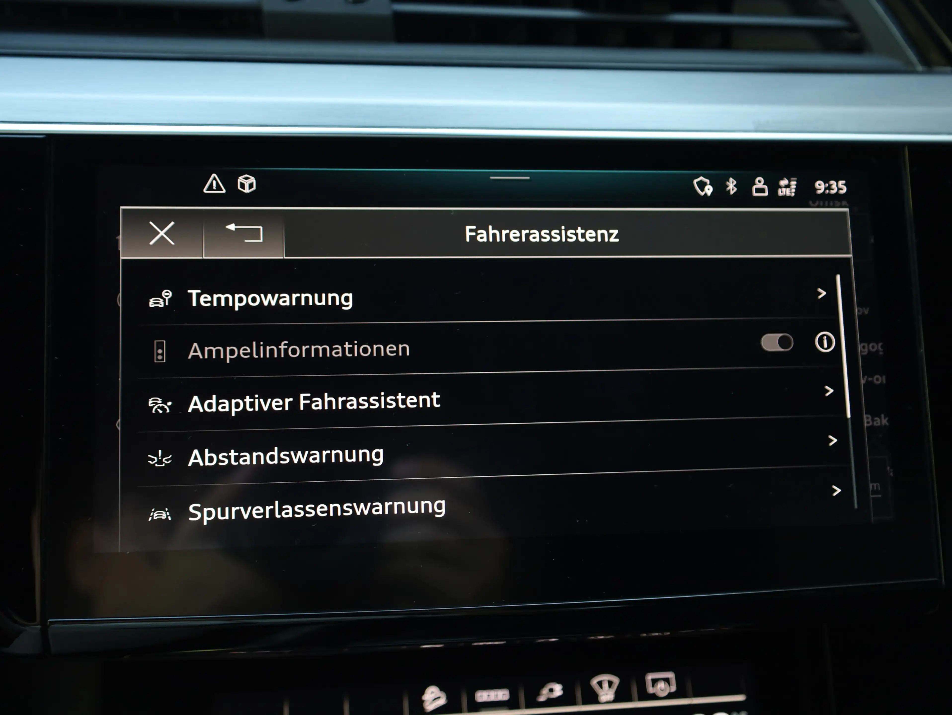 Audi e-tron 55 quattro S-Line*Memory*Luft*AHK*21Alu — photo 36