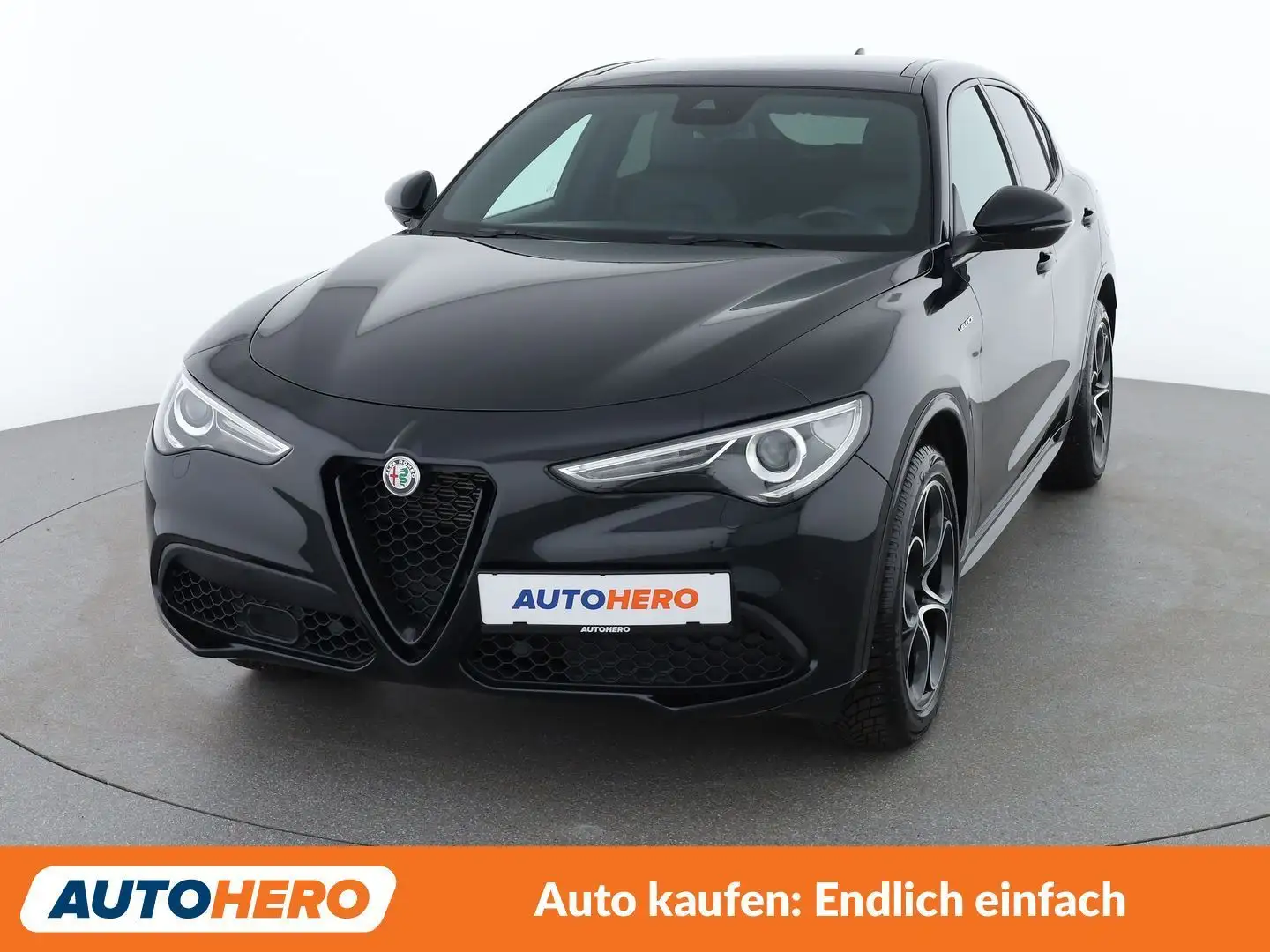 Alfa Romeo Stelvio 2.0 Turbo Veloce Q4 Schwarz - 1