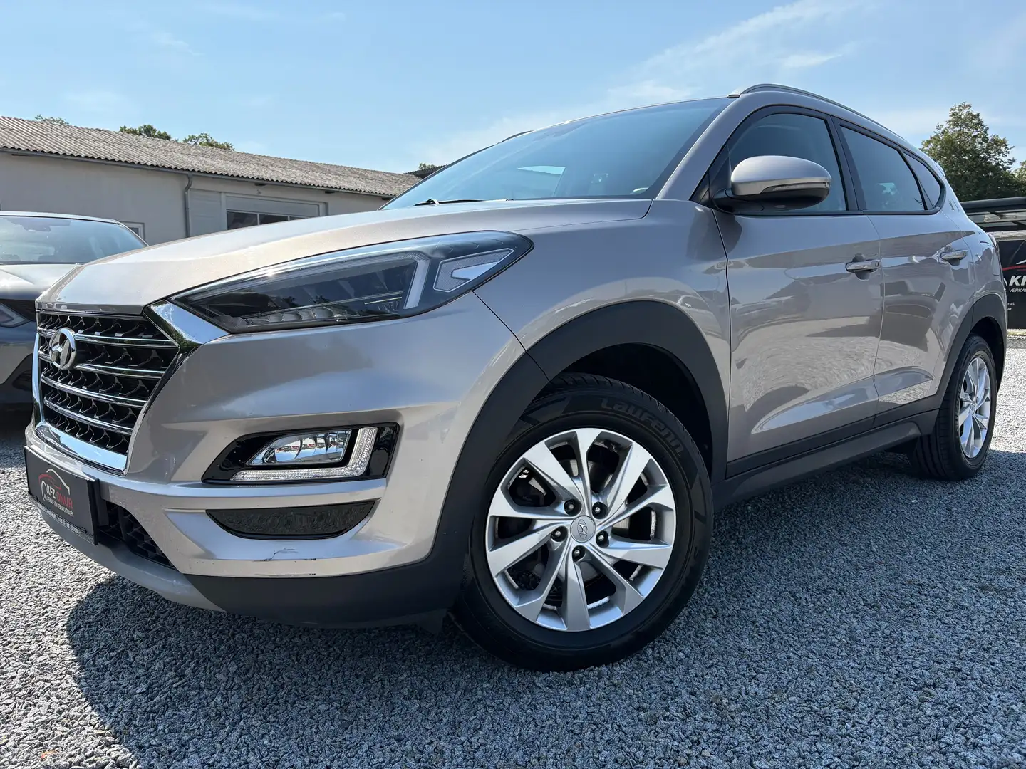 Hyundai TUCSON Tucson CRDI 4WD Aut.*1.BESITZ*TOP ZUTSNAD*AHK Beige - 1