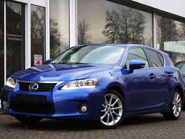 Imagine Lexus CT 200h *Hybrid*Aut*Scheckheft*Camera*Leder/Alcantara*LMF*