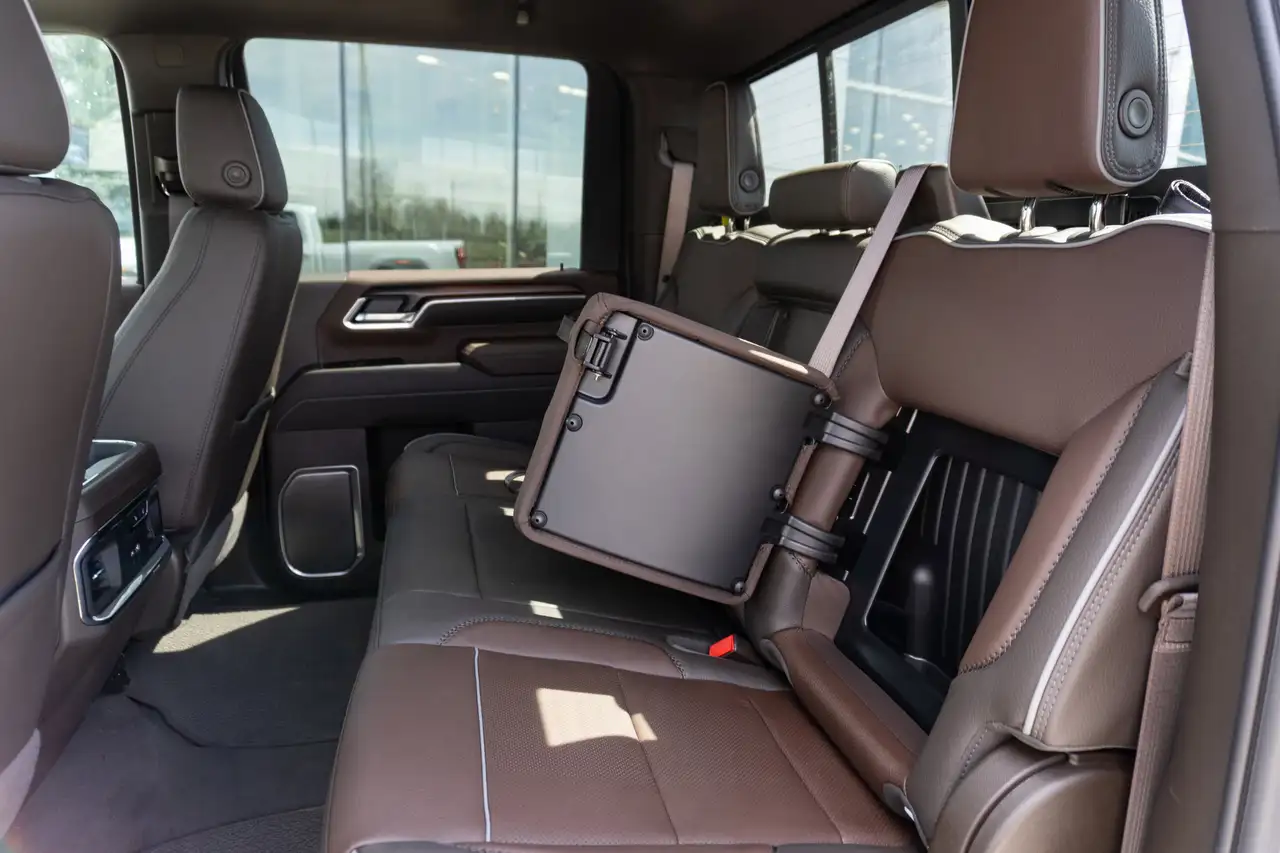 GMC Sierra 3500HD снимка GMC Sierra 3500HD