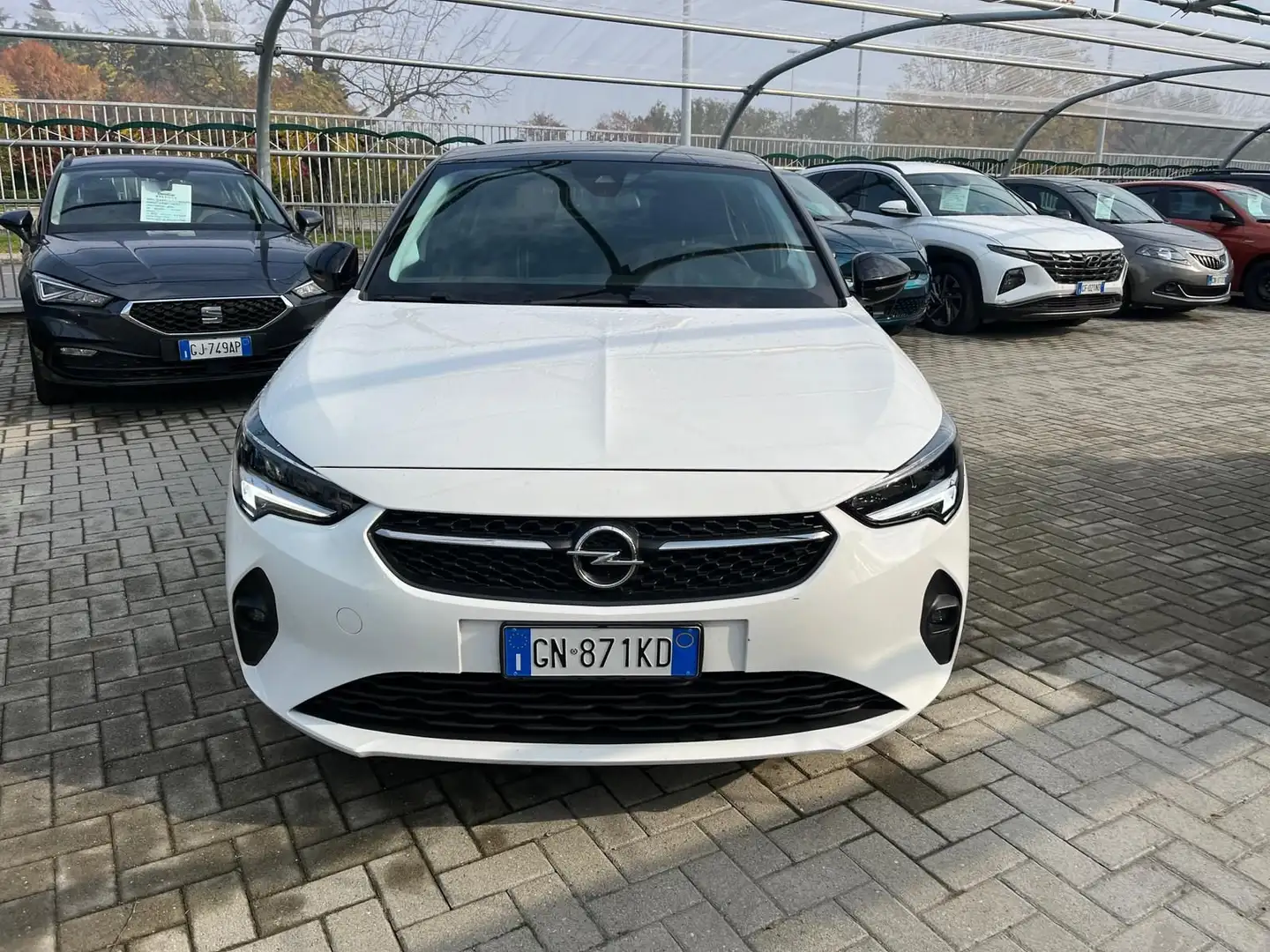 Opel Corsa Corsa 1.2 Design & Tech Bianco - 2